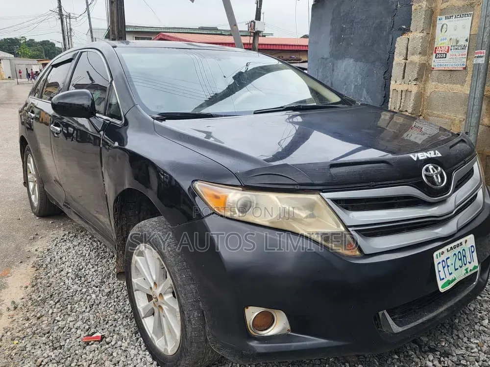 Toyota Venza AWD 2011 Black