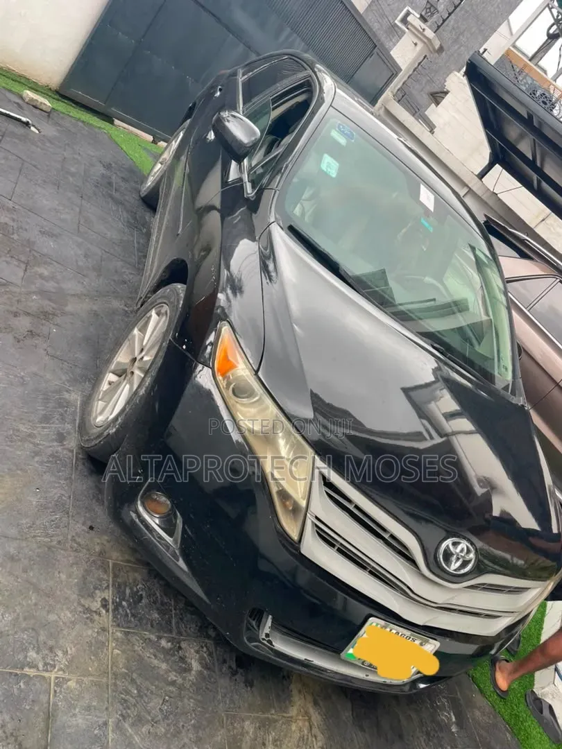 Toyota Venza 2011 Black