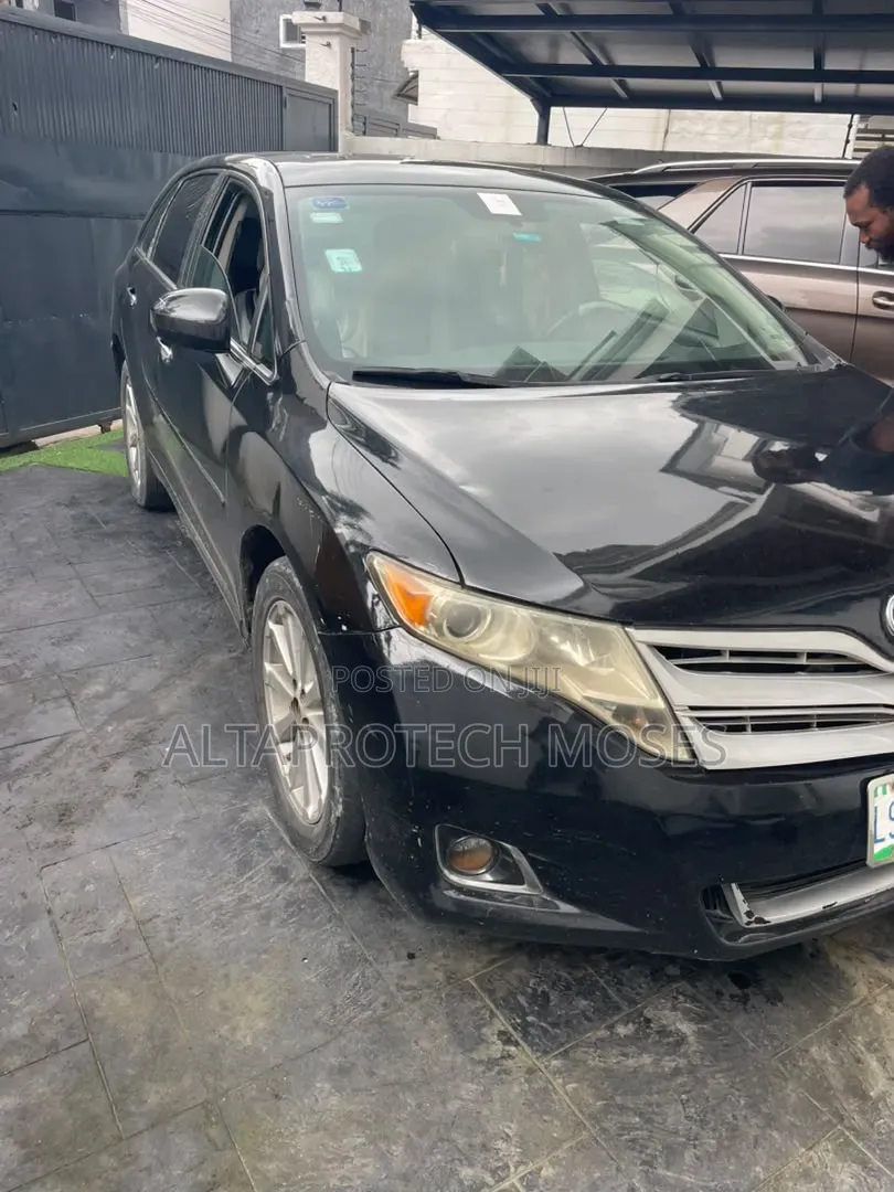 Toyota Venza 2011 Black