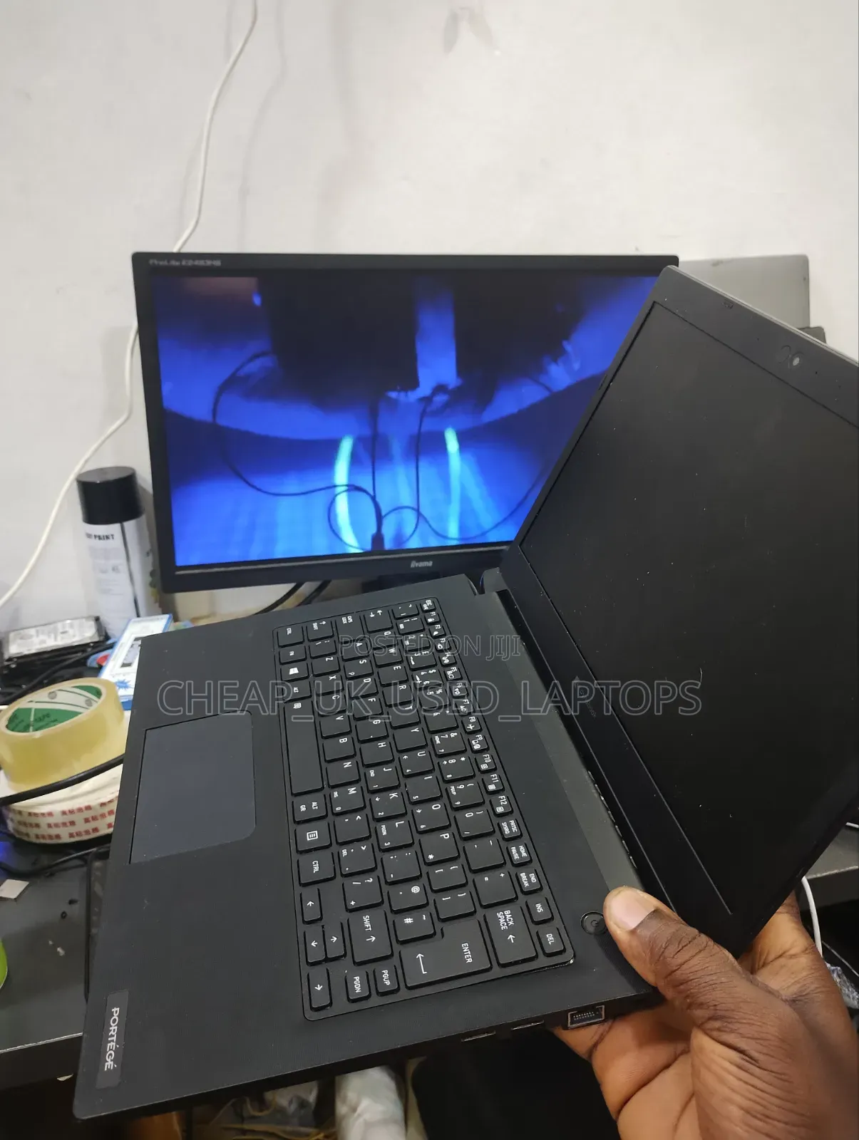 Laptop Toshiba Portege A30 8GB Intel Celeron SSD 128GB