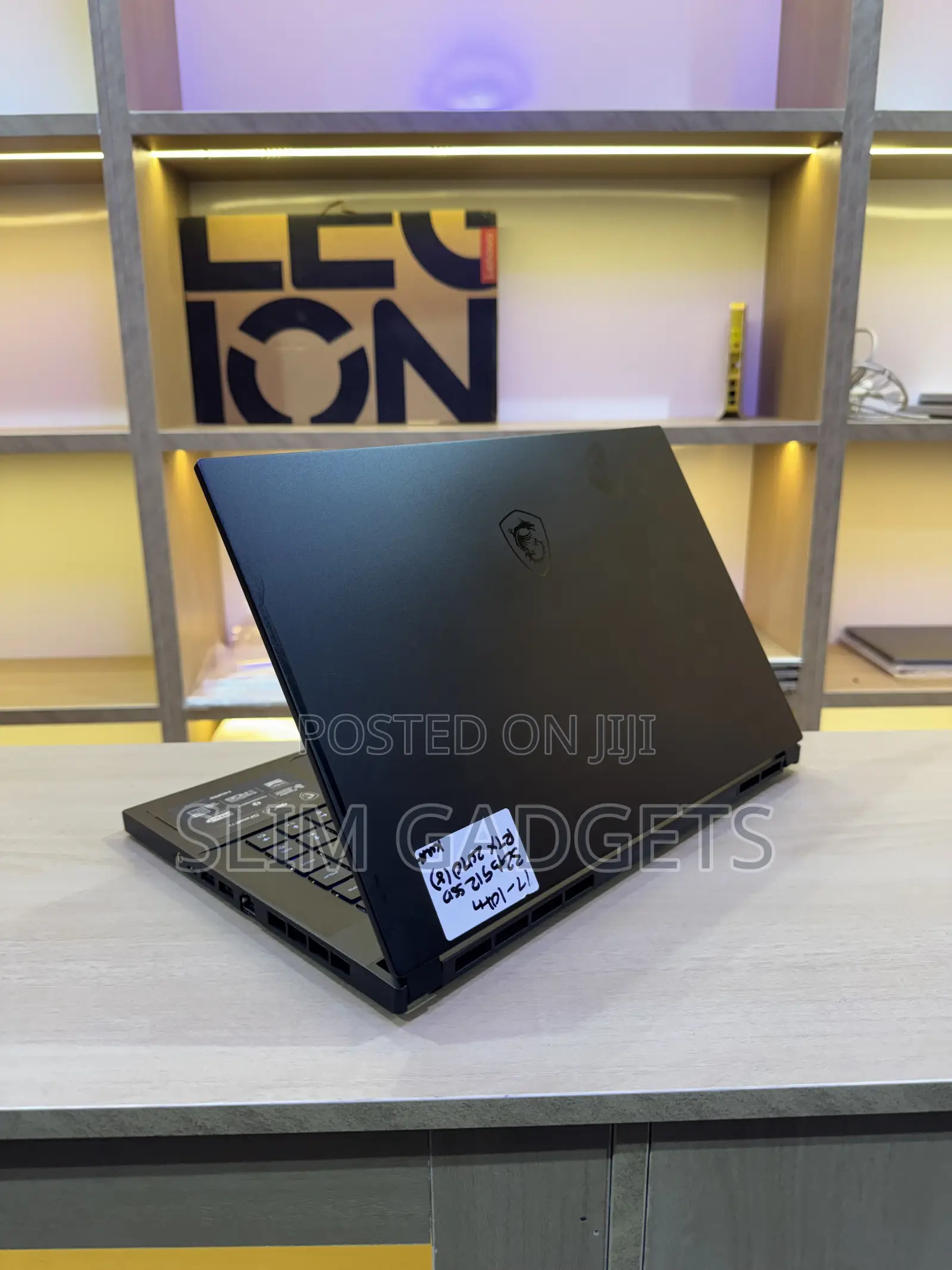 Laptop MSI GS66 Stealth 10UE 32GB Intel Core i7 SSD 512GB