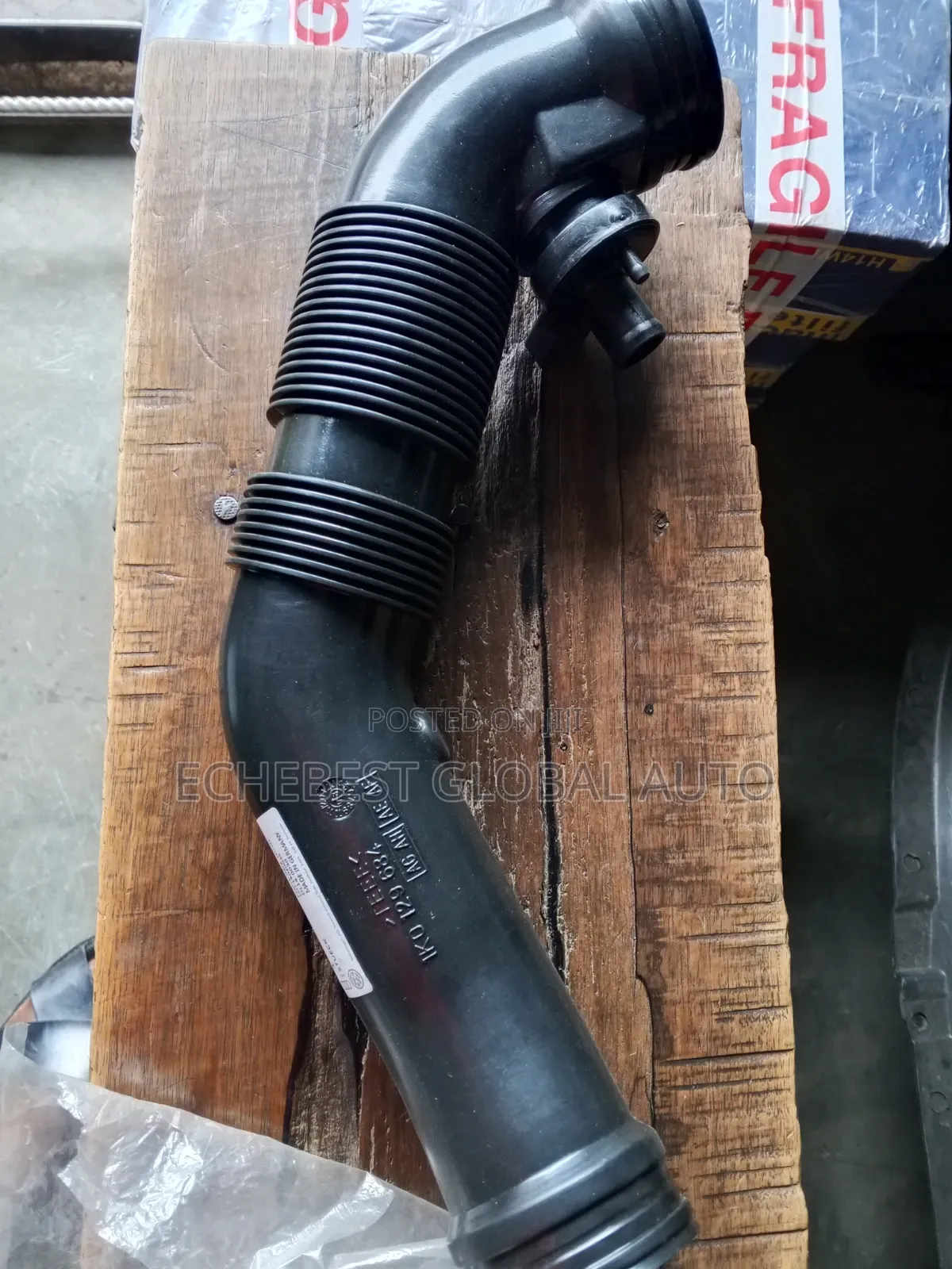 F Flow Meter Hose . (2.5 Engine) for Jetta 5. 2007 Model . Brand New.