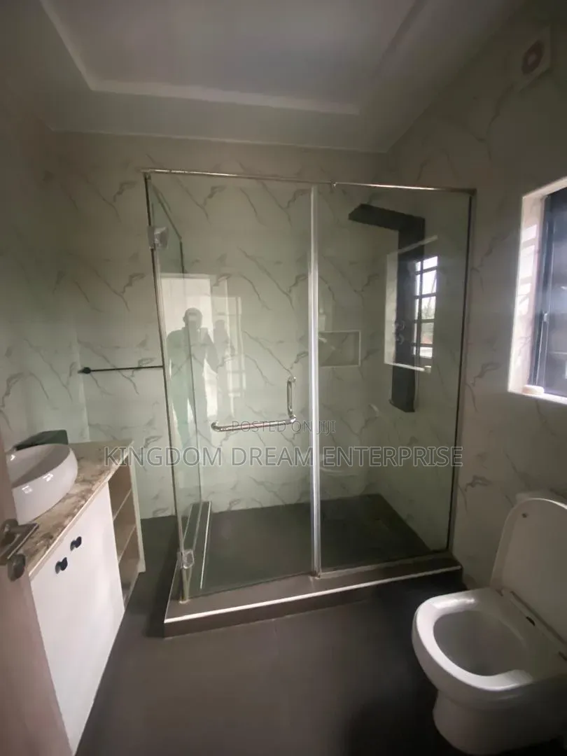 3bdrm Apartment in Ikeja Gra Lagos for sale