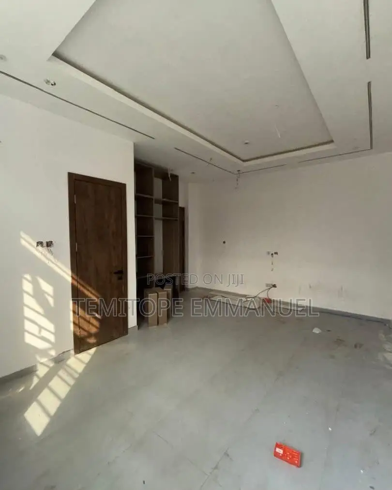 Furnished 3bdrm Apartment in Ikeja GRA for sale