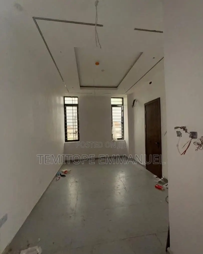 Furnished 3bdrm Apartment in Ikeja GRA for sale