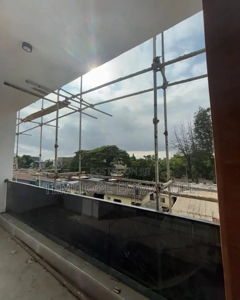 Furnished 3bdrm Apartment in Ikeja GRA for sale