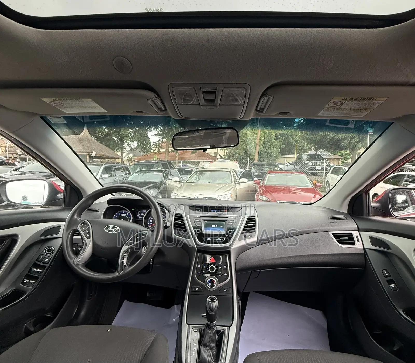 Hyundai Elantra SE 4dr Sedan (1.8L 4cyl 6M) 2015 Red