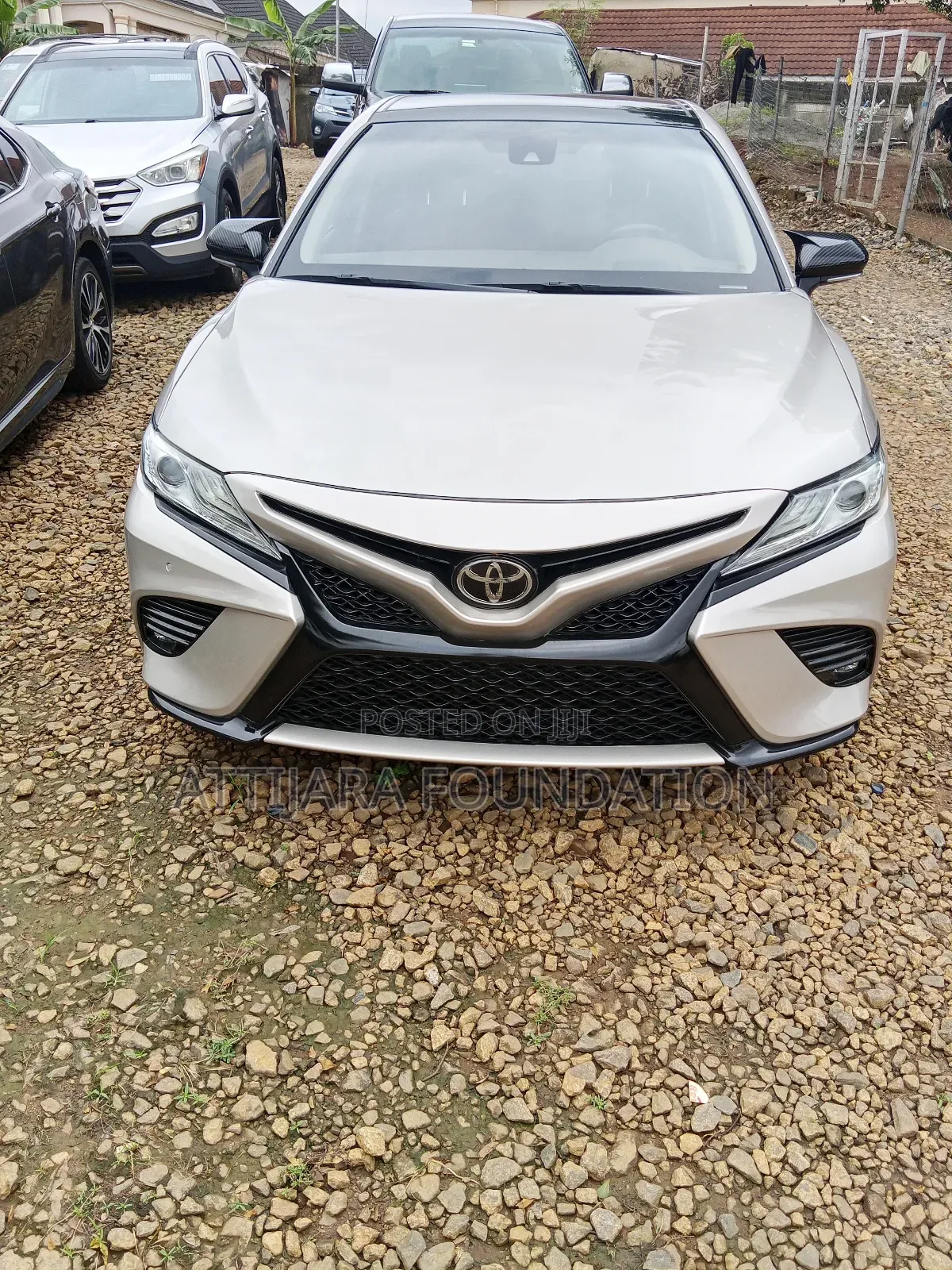 Toyota Camry 2020 Gold