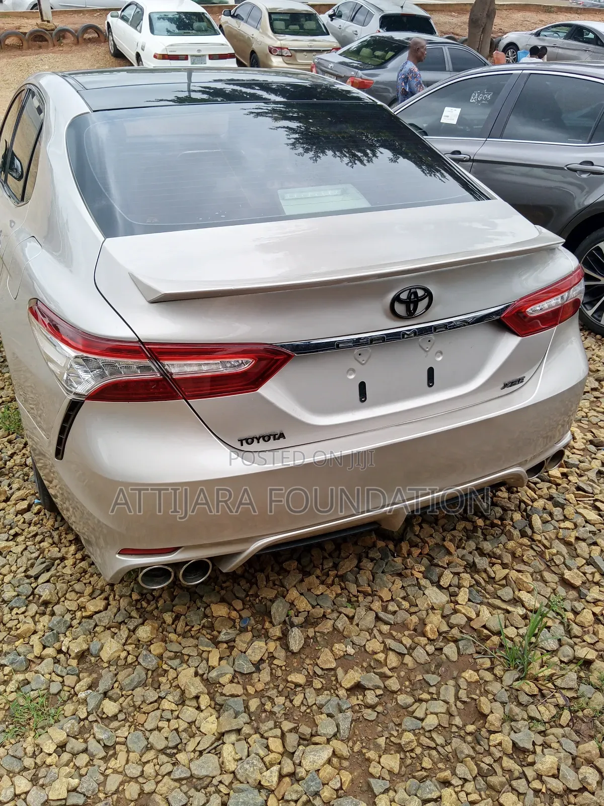 Toyota Camry 2020 Gold