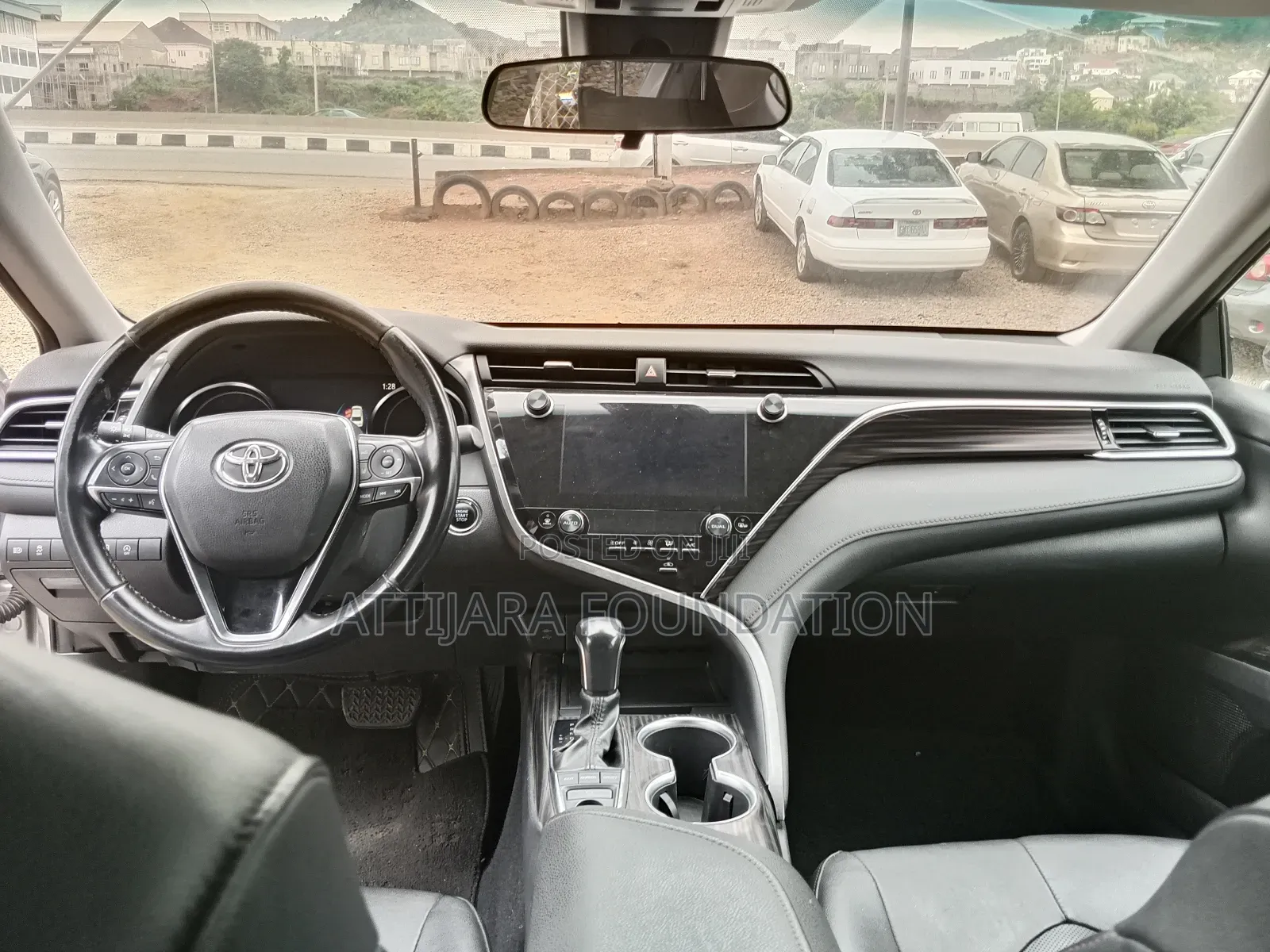 Toyota Camry 2020 Gold