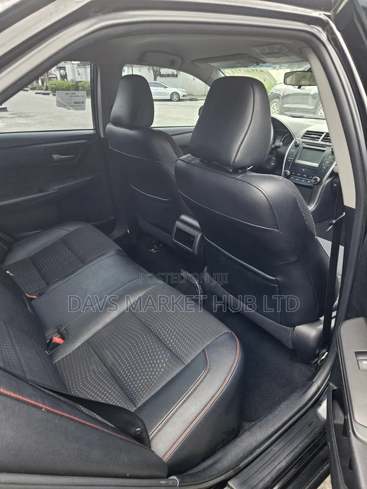 Toyota Camry SE 4dr Sedan (2.5L 4cyl 6A) 2015 Black