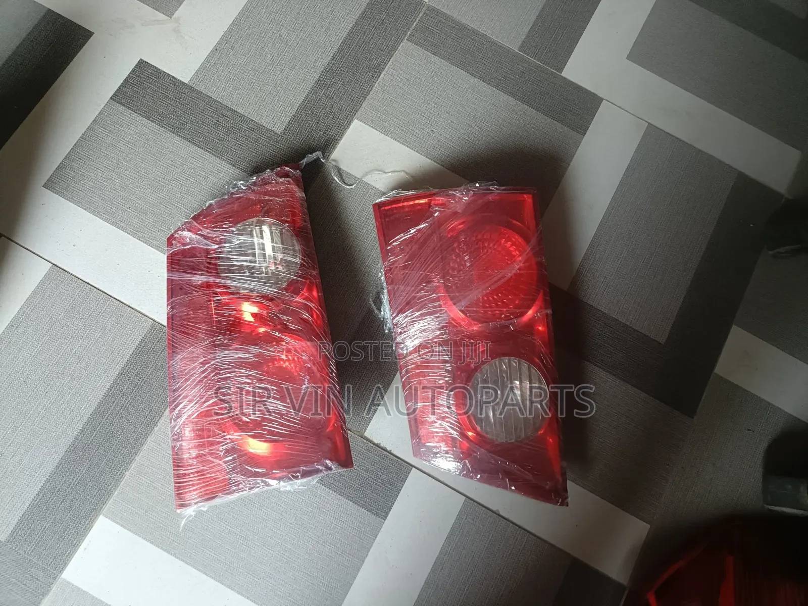 Booth Light Toyota Sienna 2006