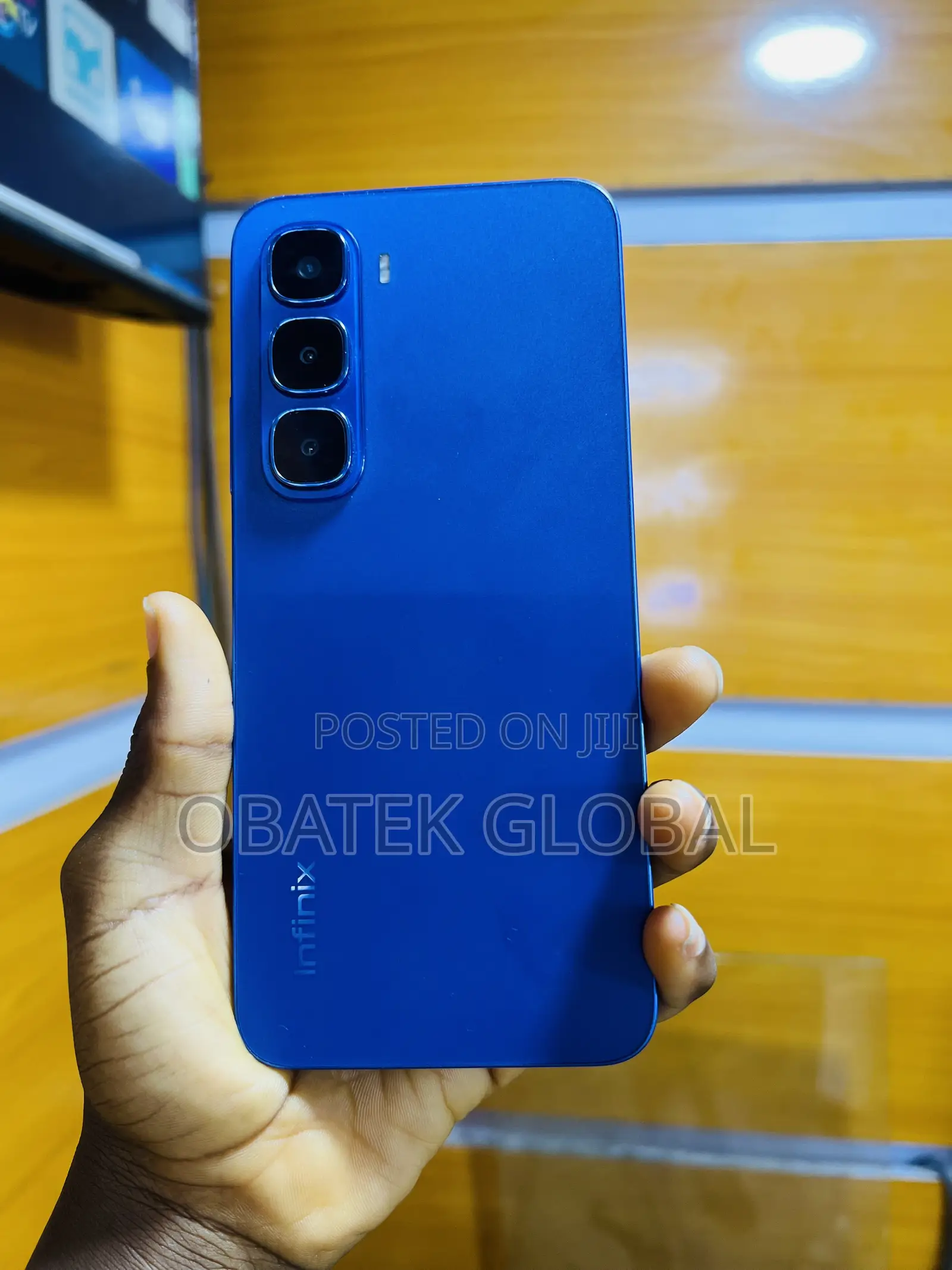 Infinix Hot 60i 128 GB Blue