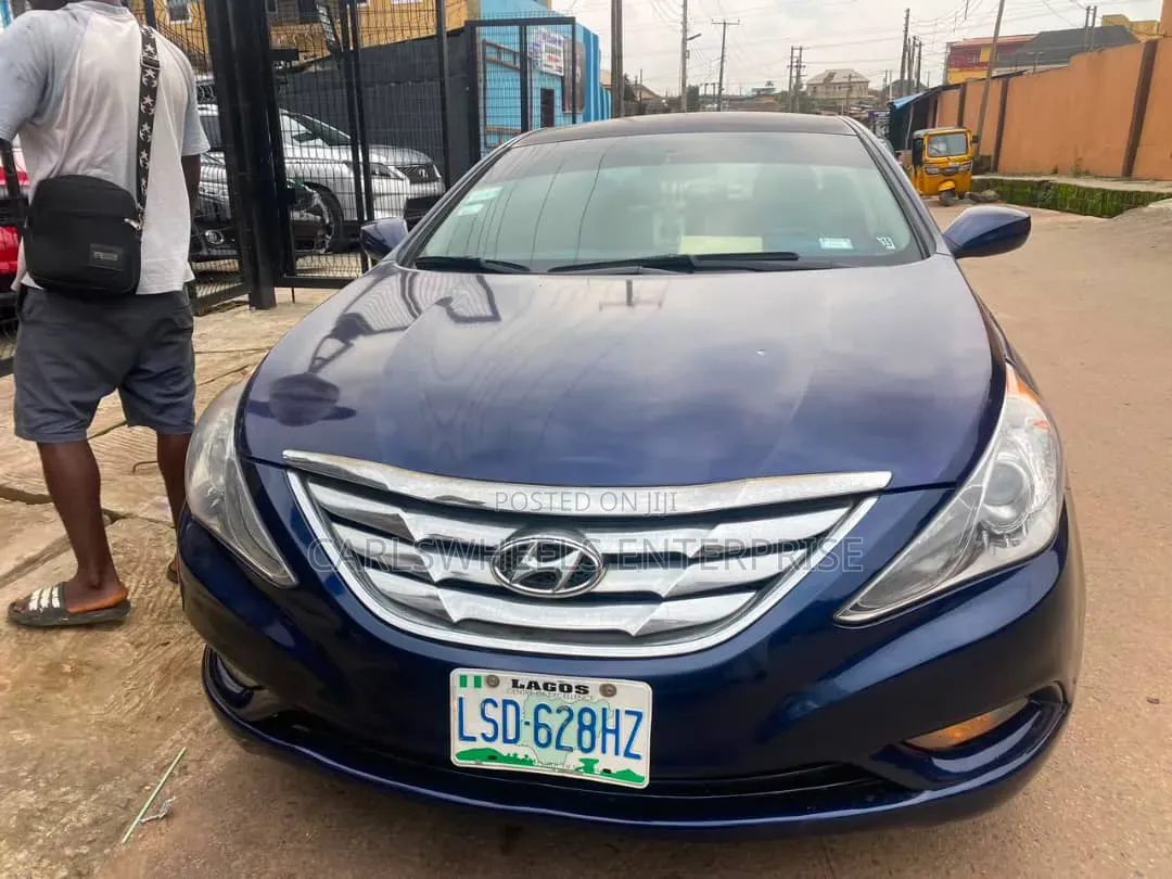 Hyundai Sonata 2013 Blue