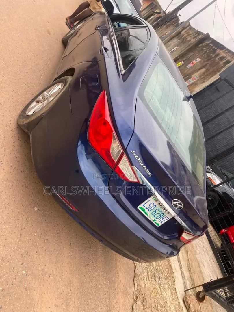Hyundai Sonata 2013 Blue