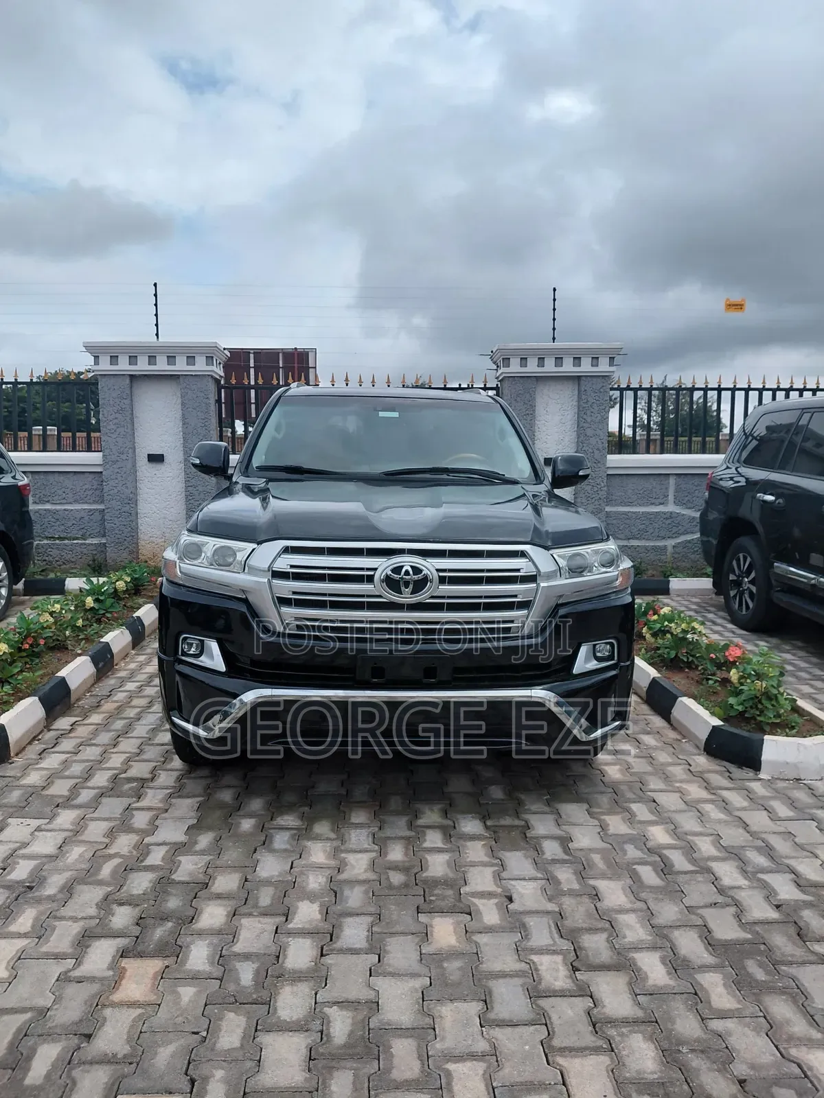 Toyota Land Cruiser 2014 Black