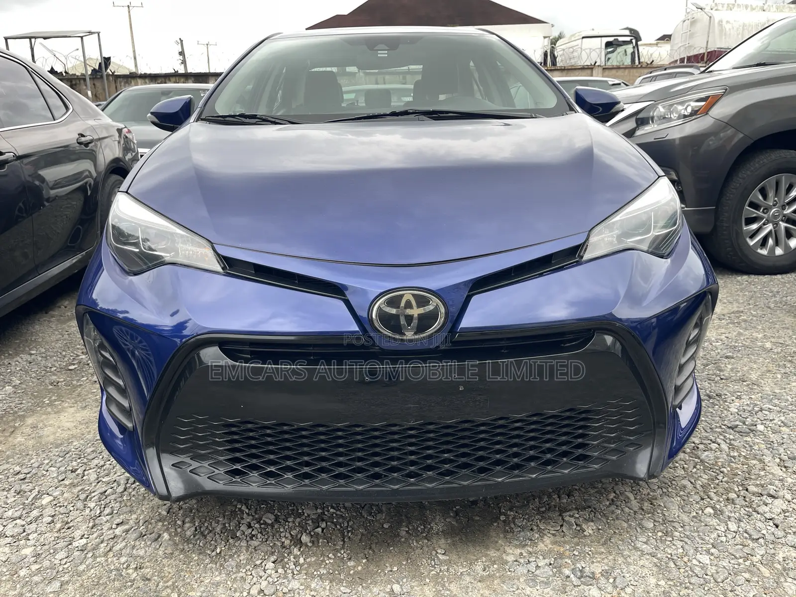 Toyota Corolla XSE (1.8L 4cyl 2A) 2019 Blue