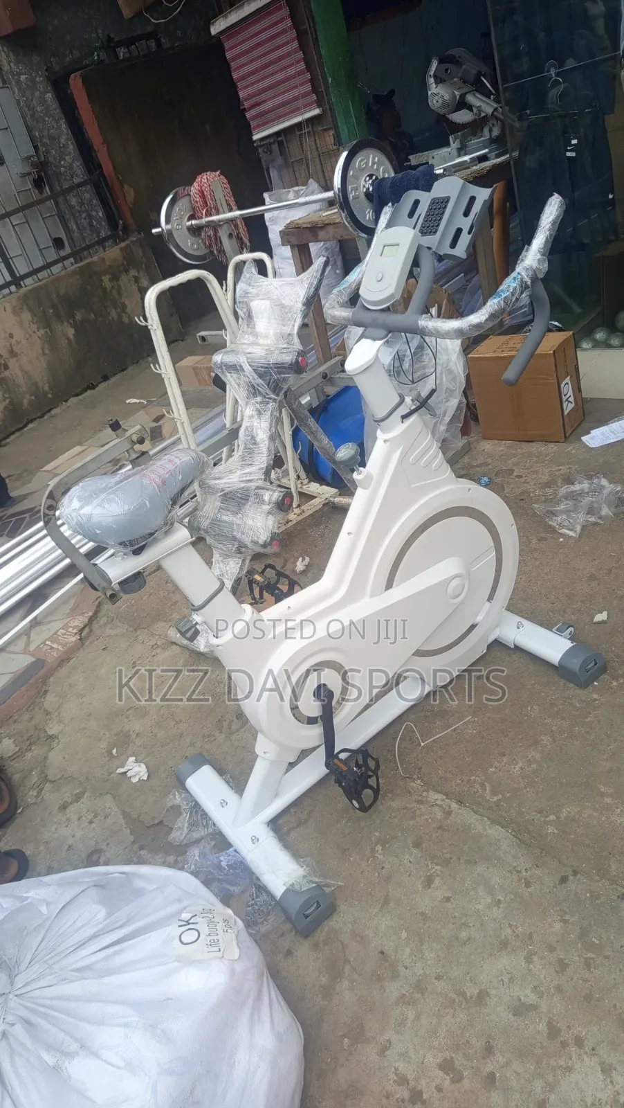 Semi Commercial Spinning Bike 150kg Weight