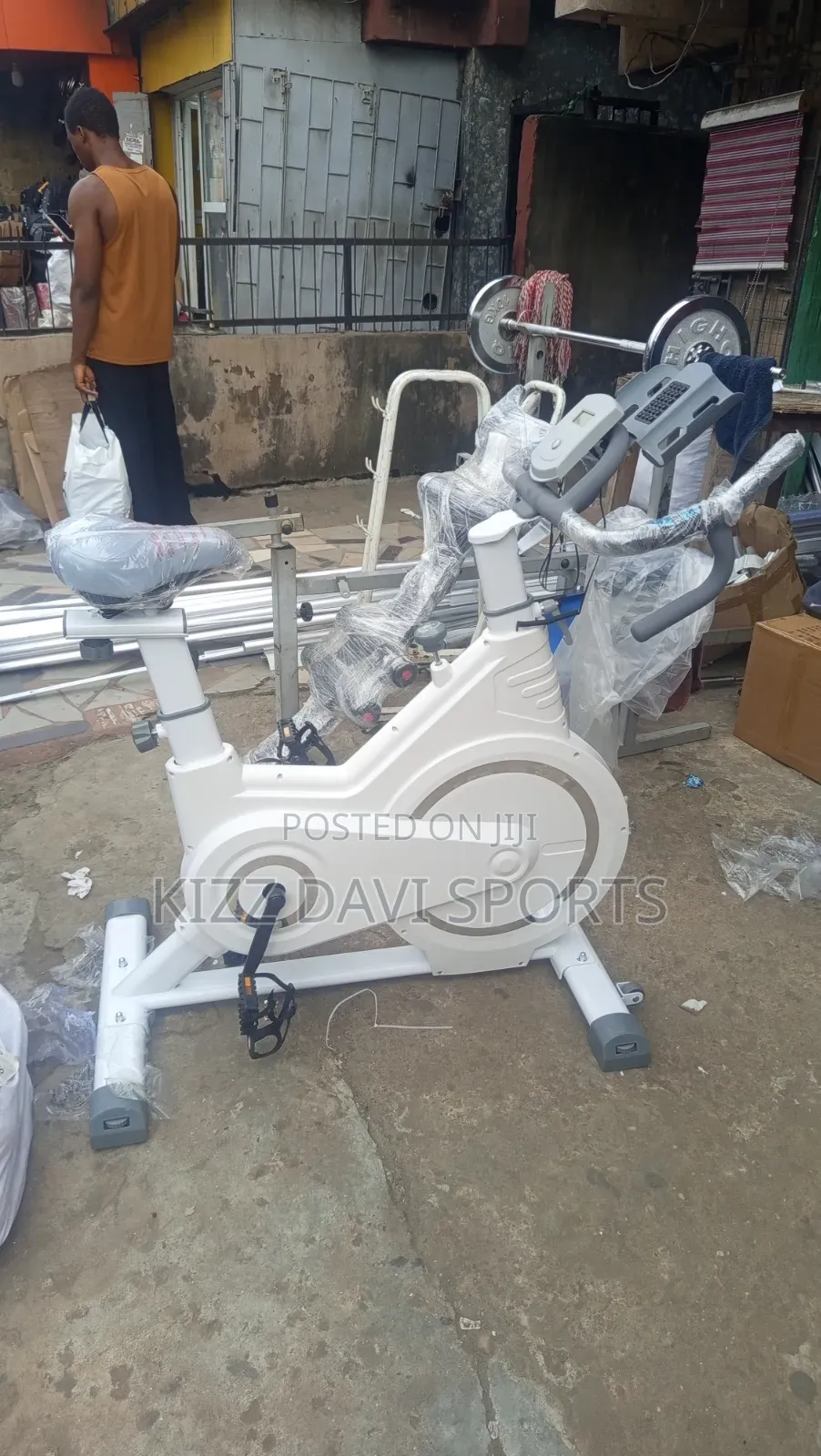 Semi Commercial Spinning Bike 150kg Weight