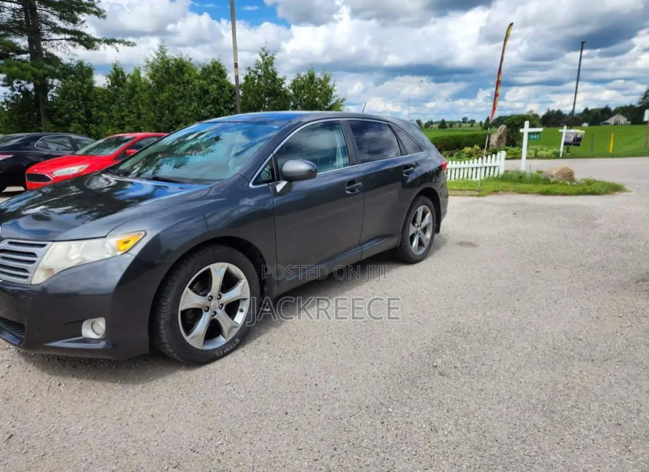 Toyota Venza LE 2013 Black