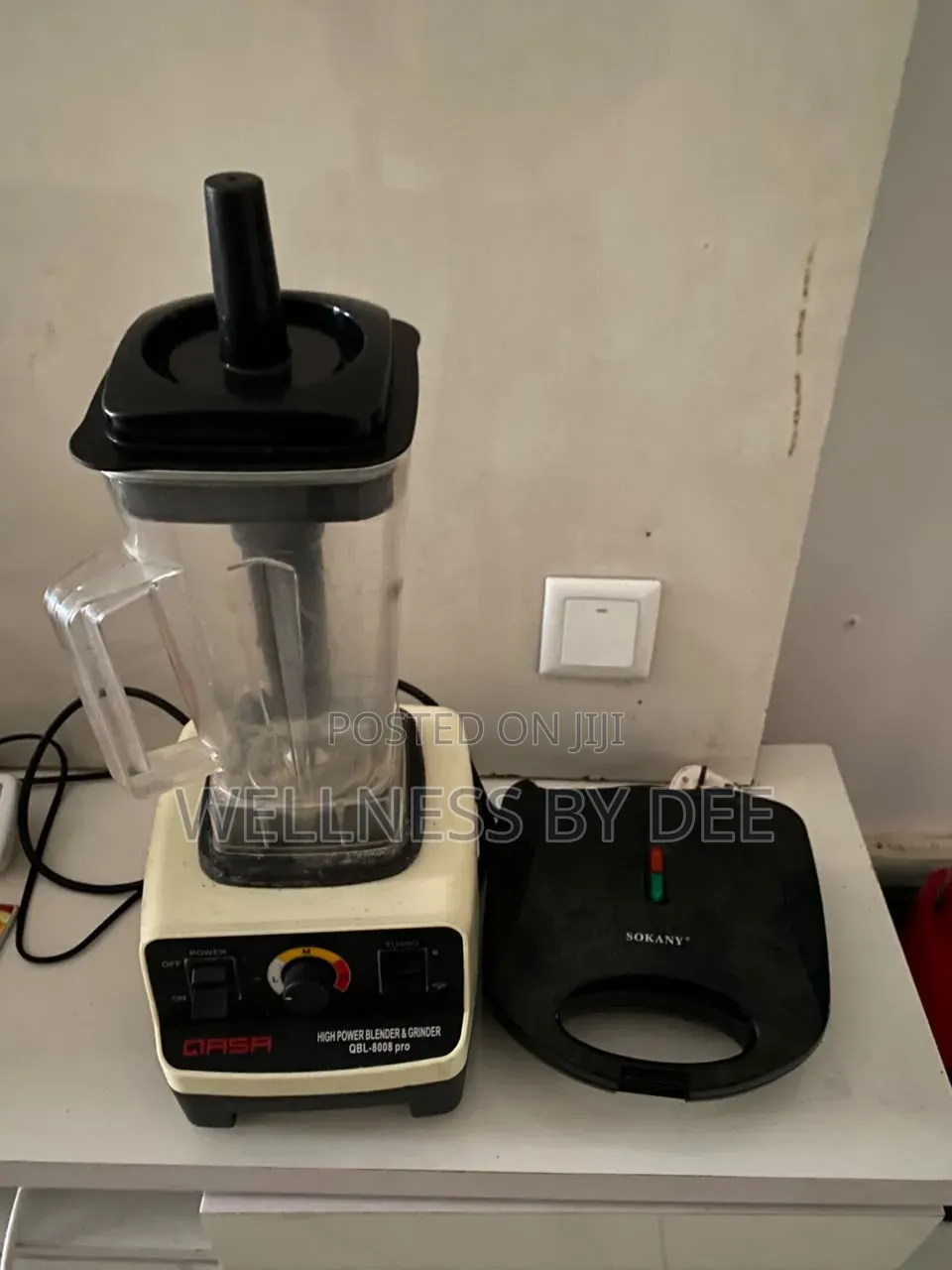 Blender and Wafflemaker
