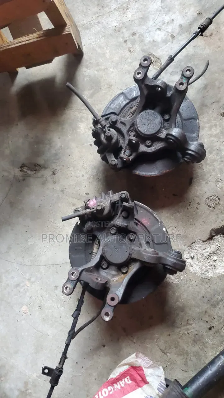 Complete Back Hub Hyundai Elentra 2008 Modal