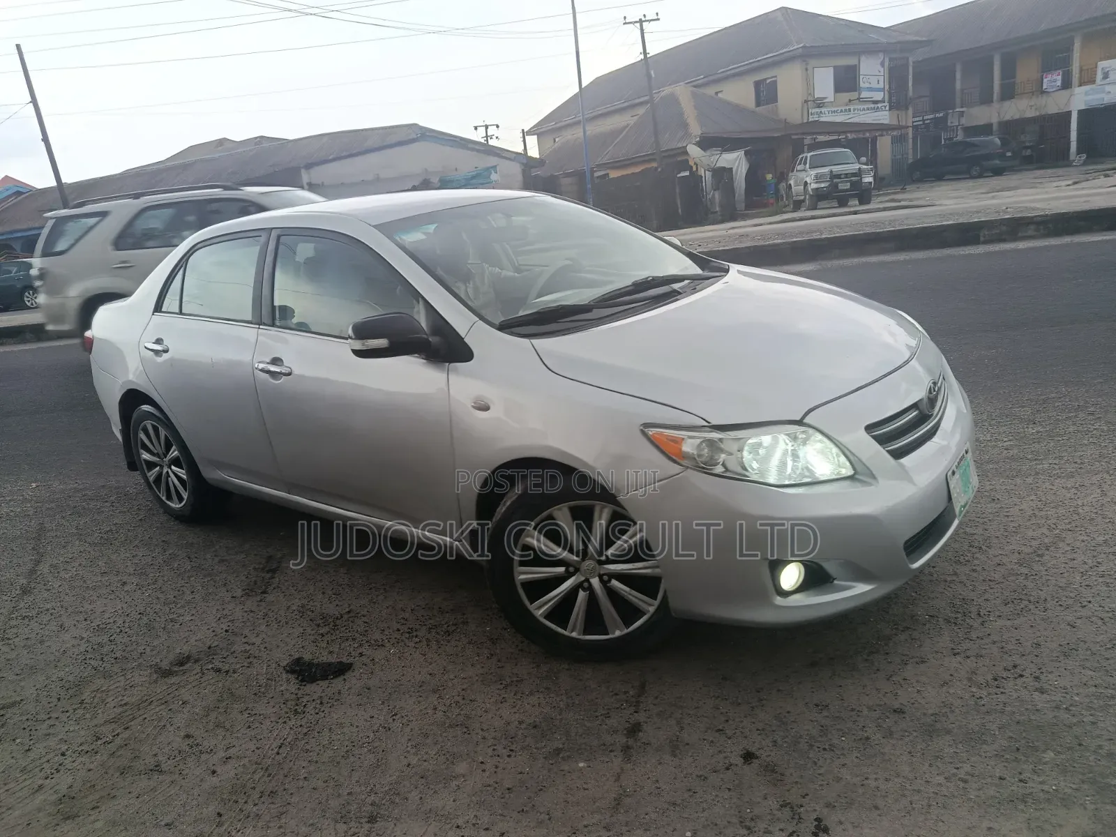 Toyota Corolla 2010 Silver
