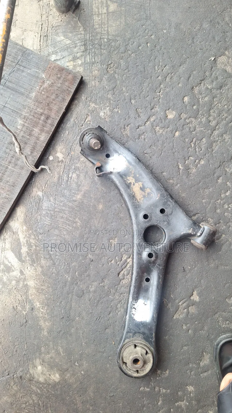 Front Lower Arm Kia Picanto 2012 Modal