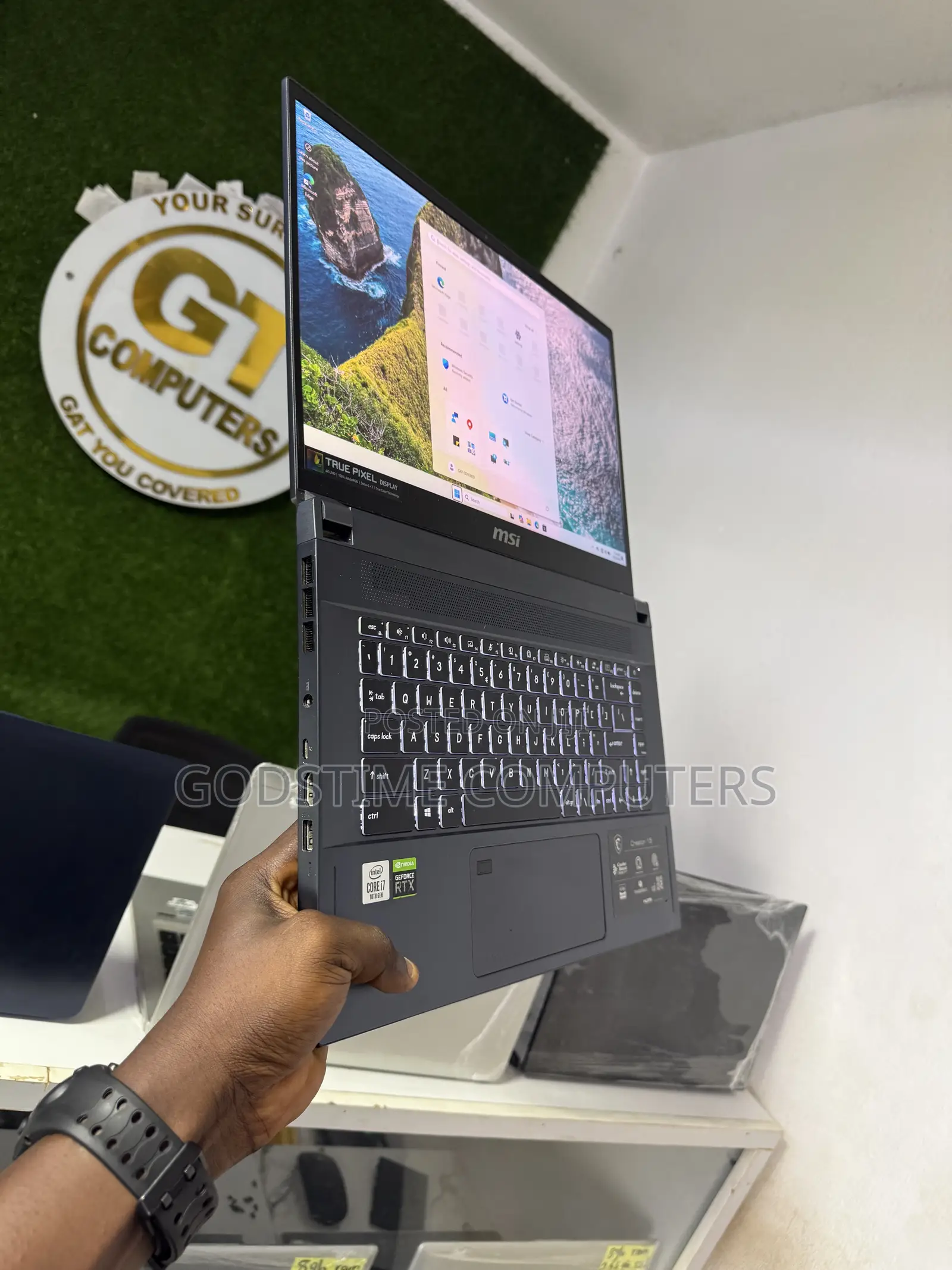 Laptop MSI Katana 15 16GB Intel Core i7 SSD 1T