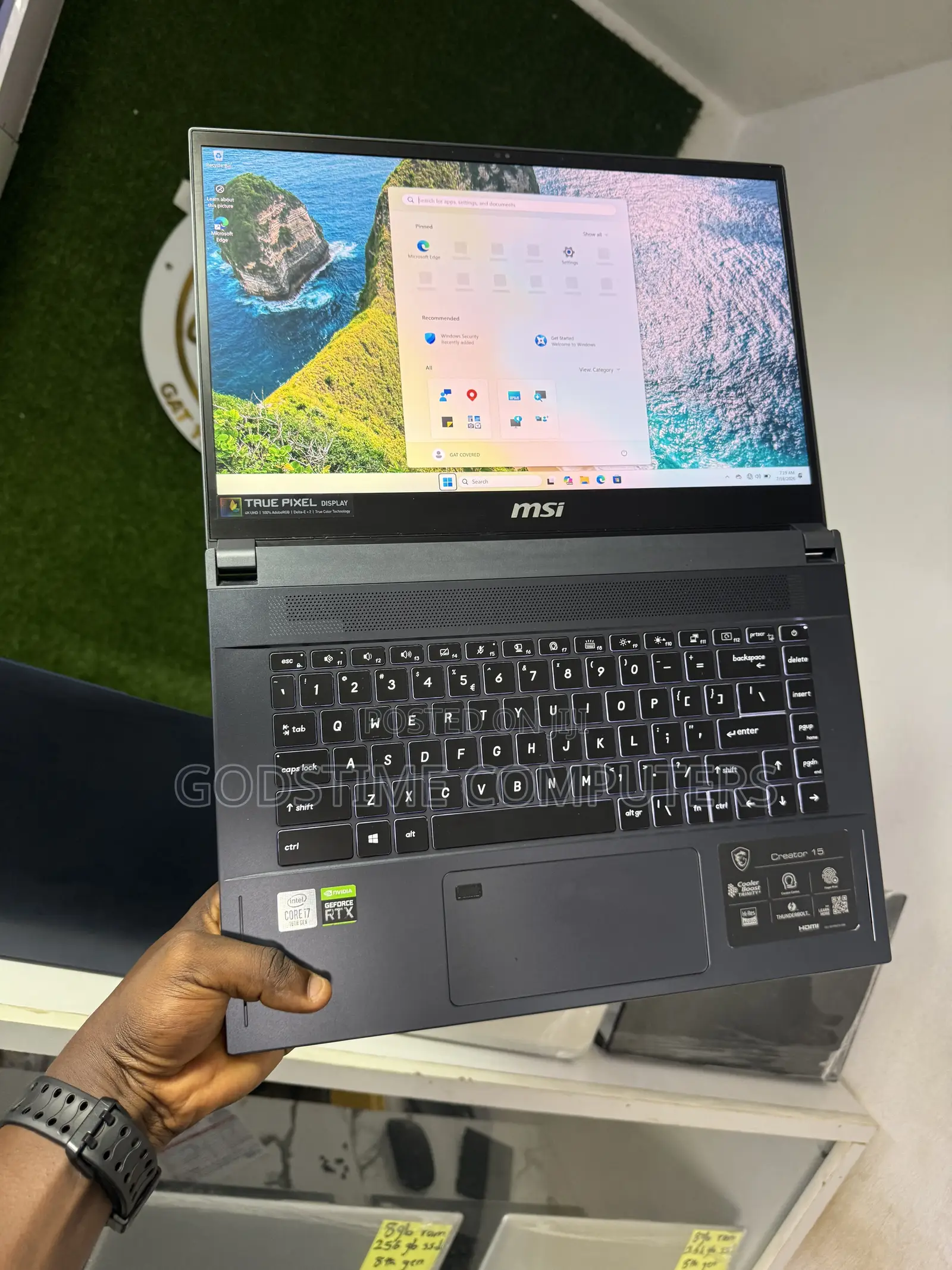 Laptop MSI Katana 15 16GB Intel Core i7 SSD 1T