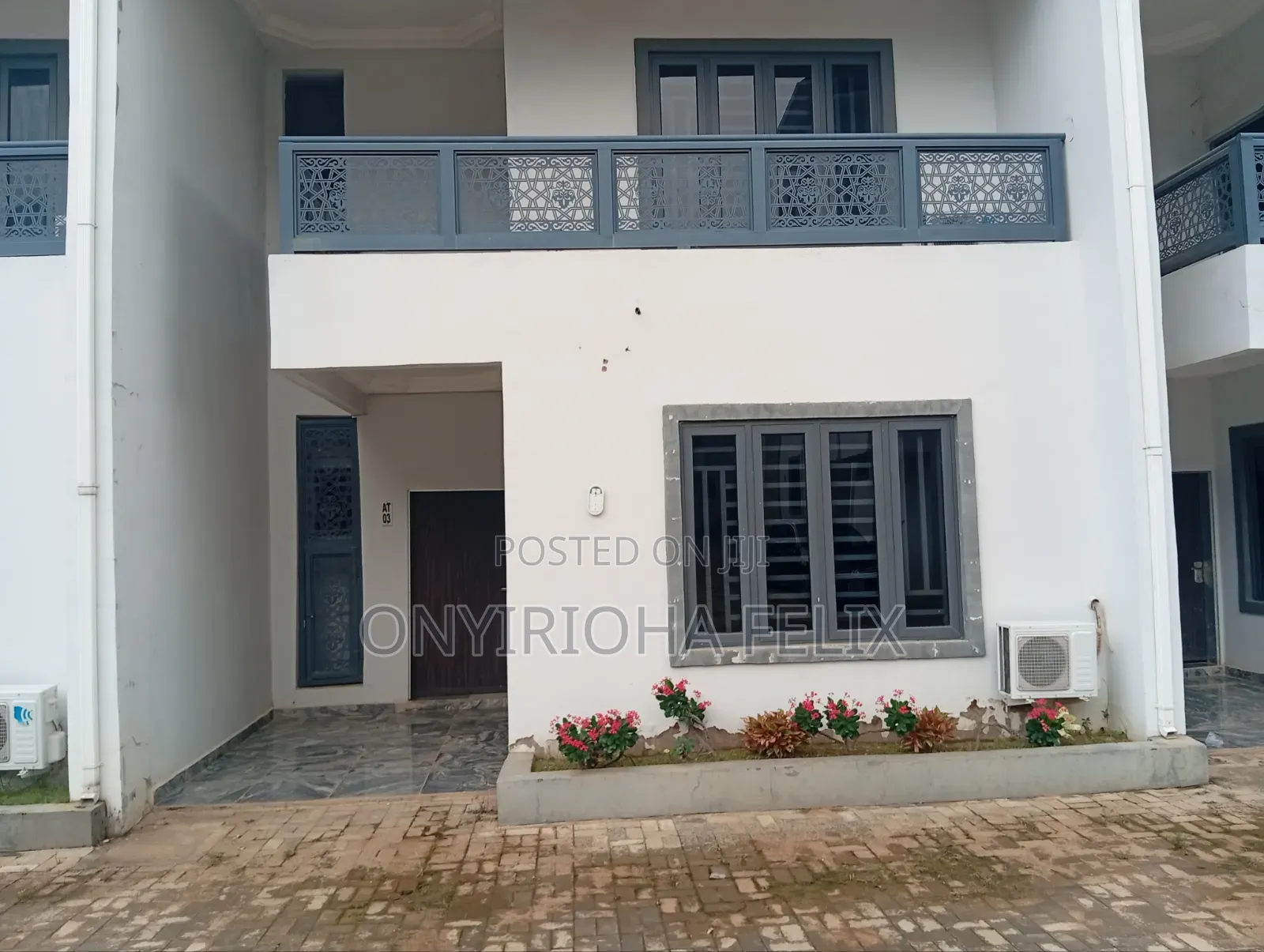 4bdrm Townhouse / Terrace in Life Camp By for rent