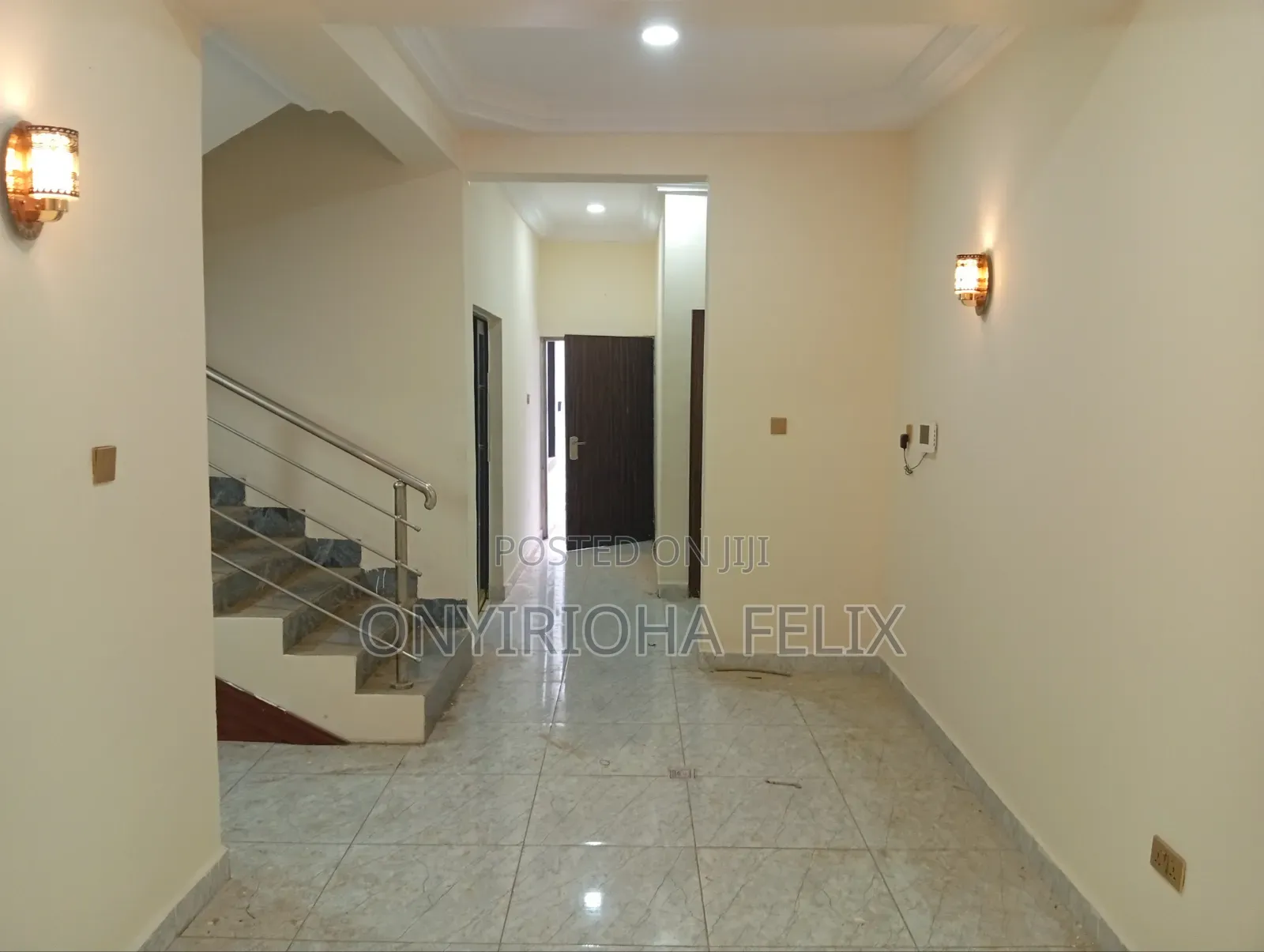4bdrm Townhouse / Terrace in Life Camp By for rent