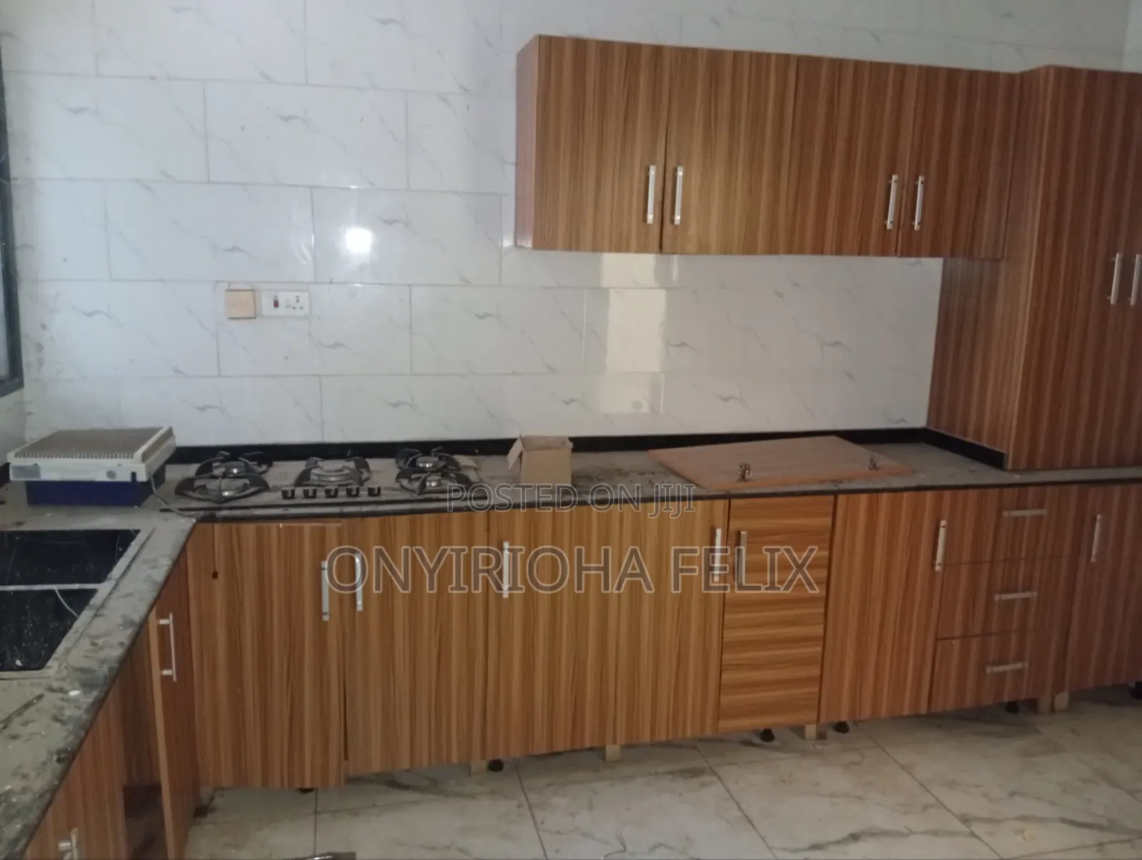4bdrm Townhouse / Terrace in Life Camp By for rent