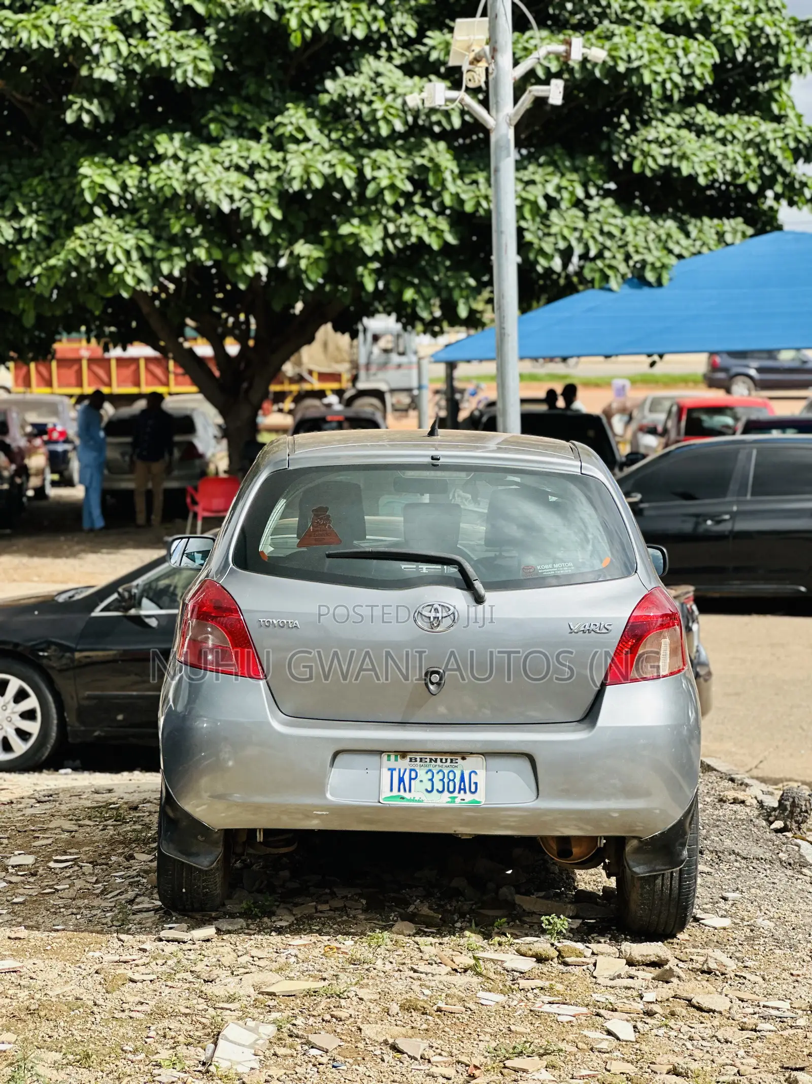 Toyota Yaris 2004 Gray