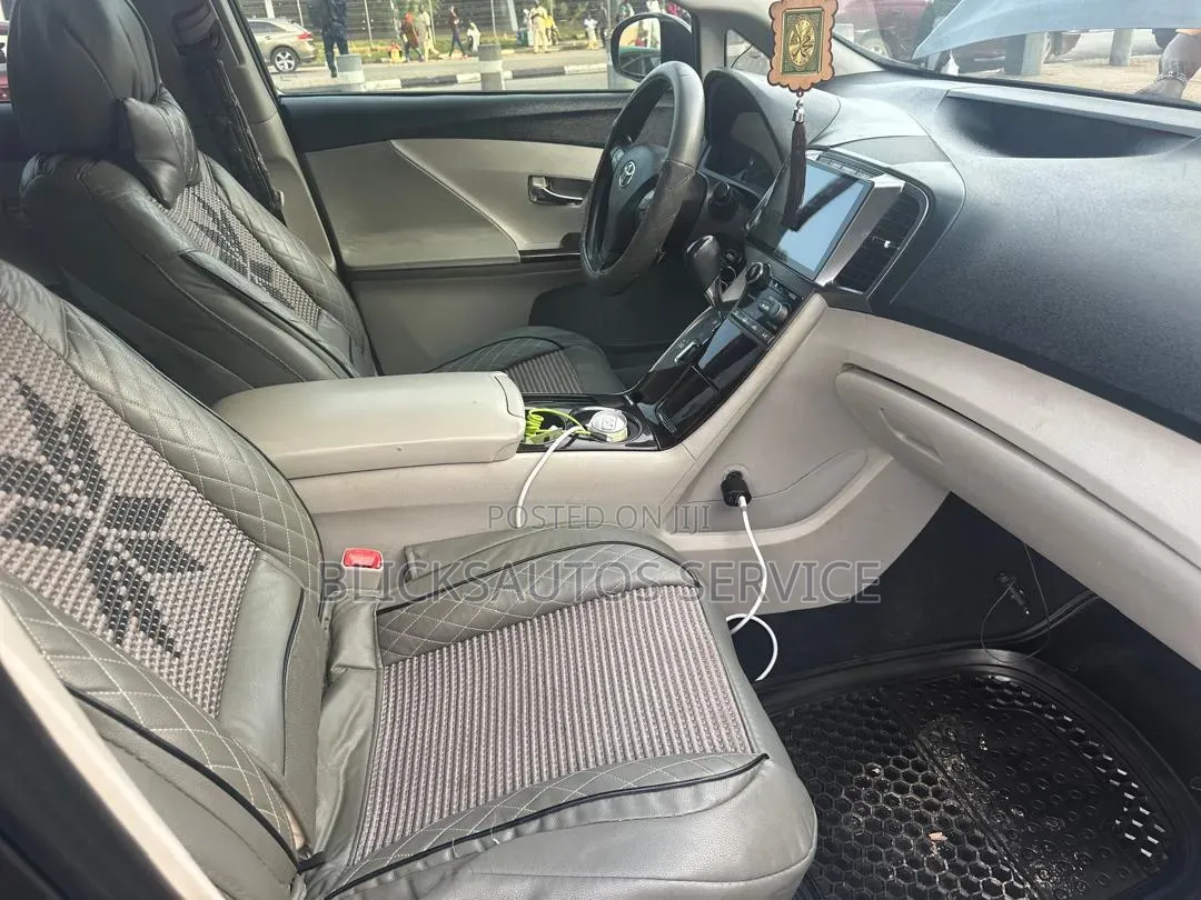 Toyota Venza 2012 Gray