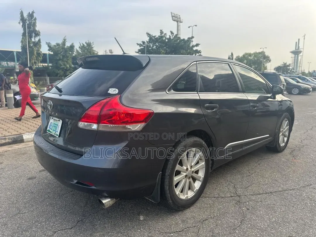 Toyota Venza 2012 Gray