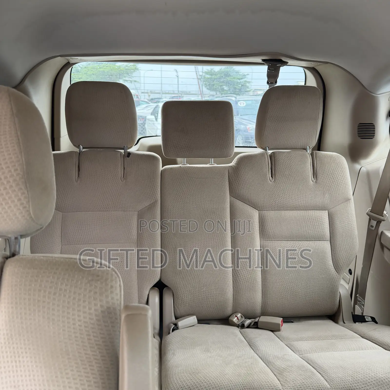 Dodge Caravan 2009 Gold