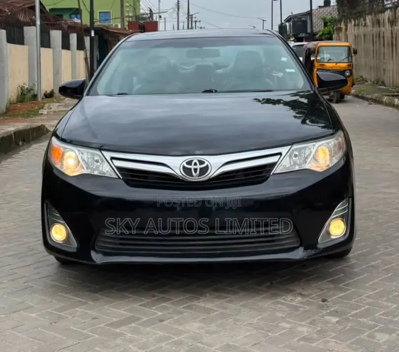 Toyota Camry 2013 Black