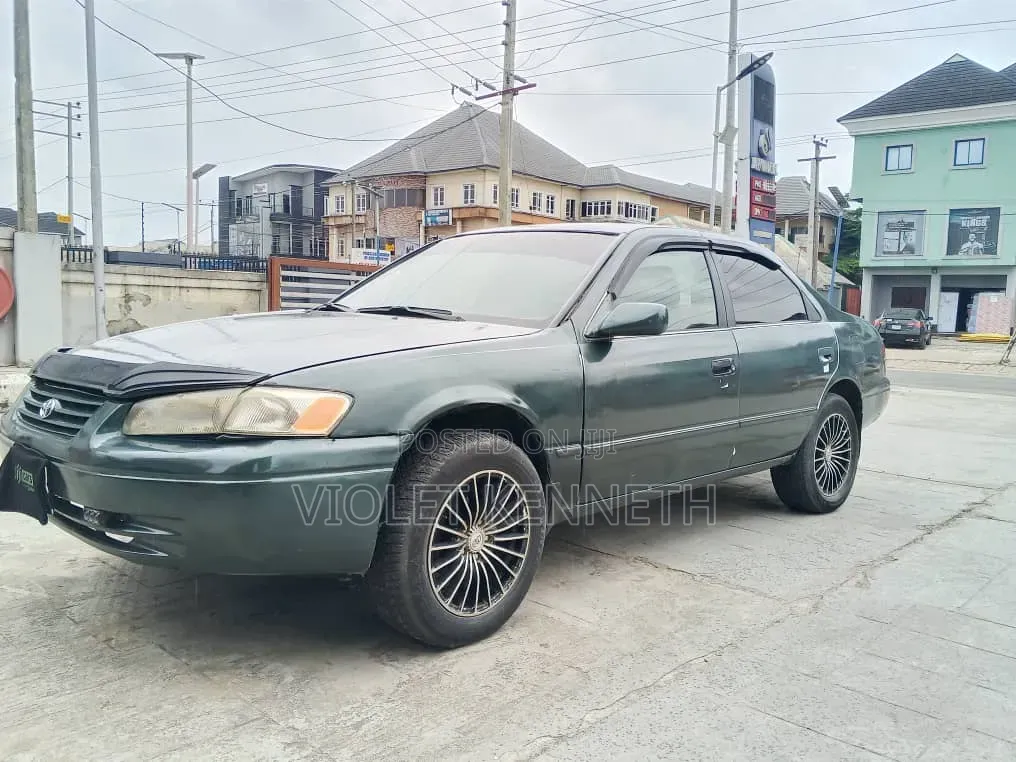 Toyota Camry Automatic 1999 Green