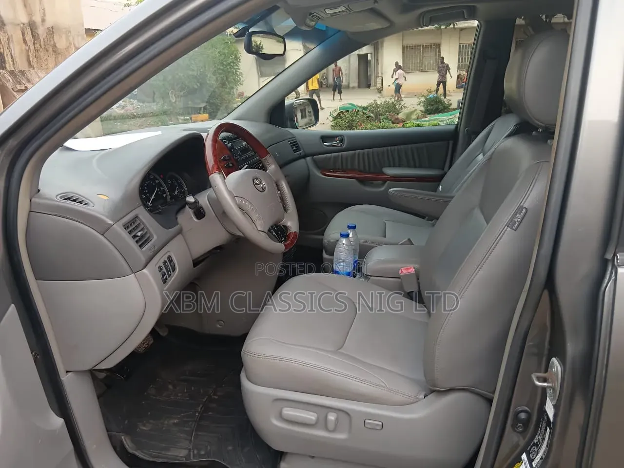 Toyota Sienna 2005 Gray