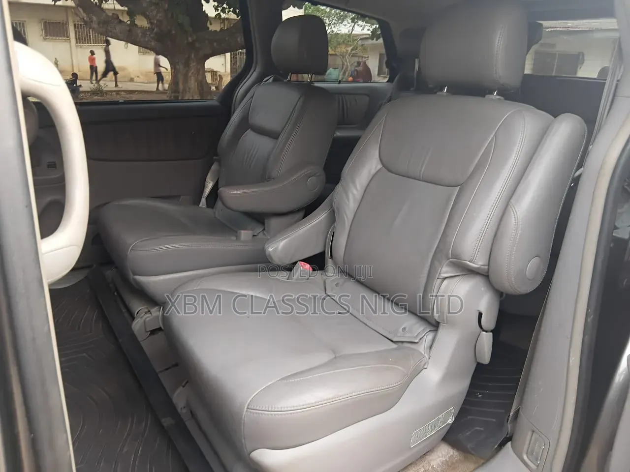 Toyota Sienna 2005 Gray