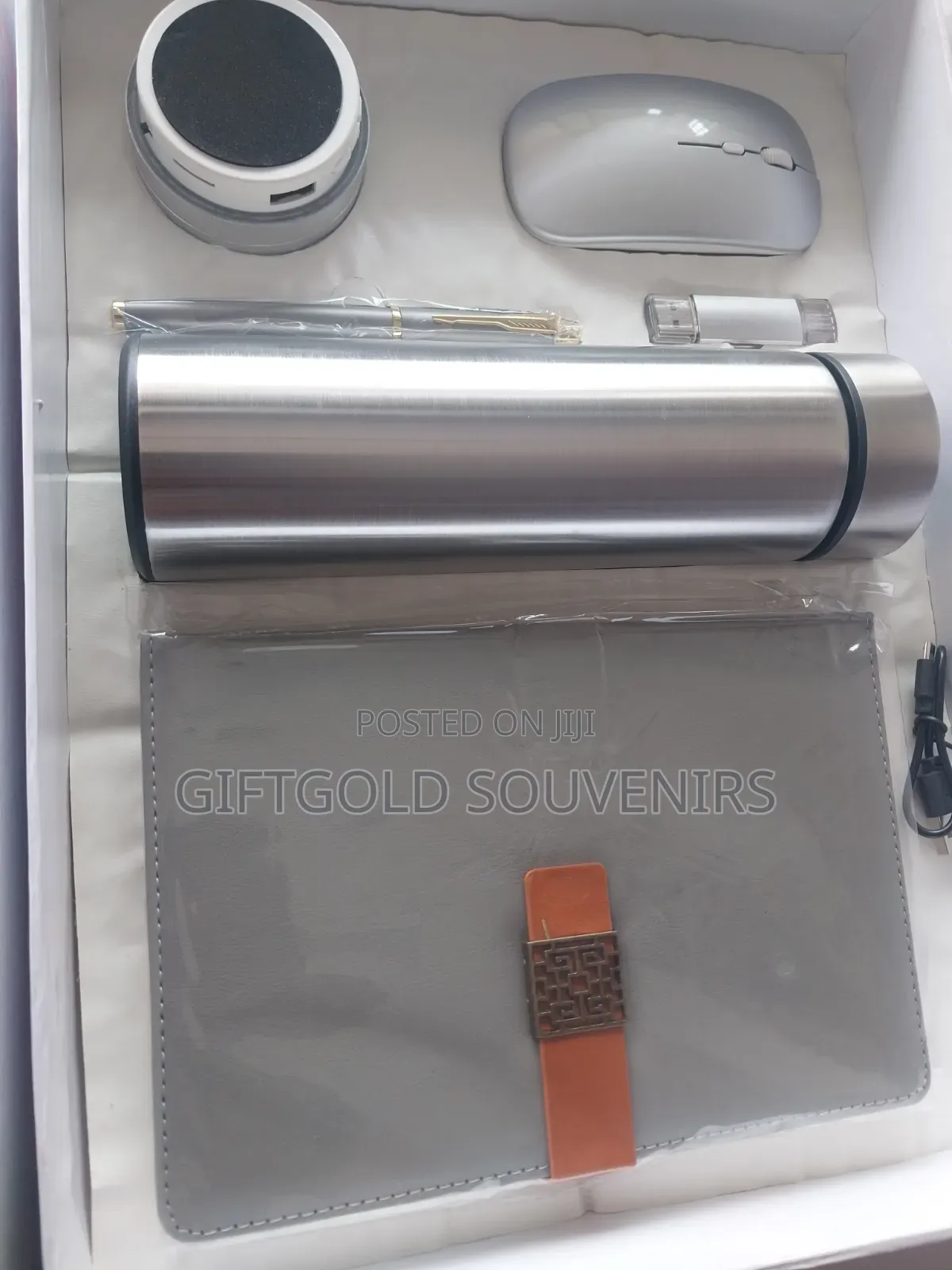 Executive 6 in 1 Corporate Gift Set--Silver Color