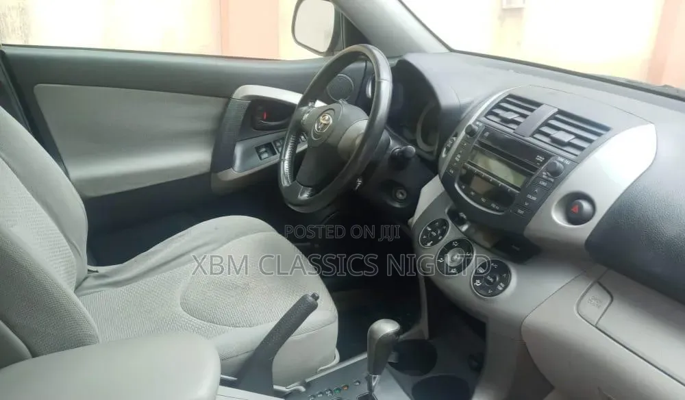 Toyota RAV4 2006 Beige