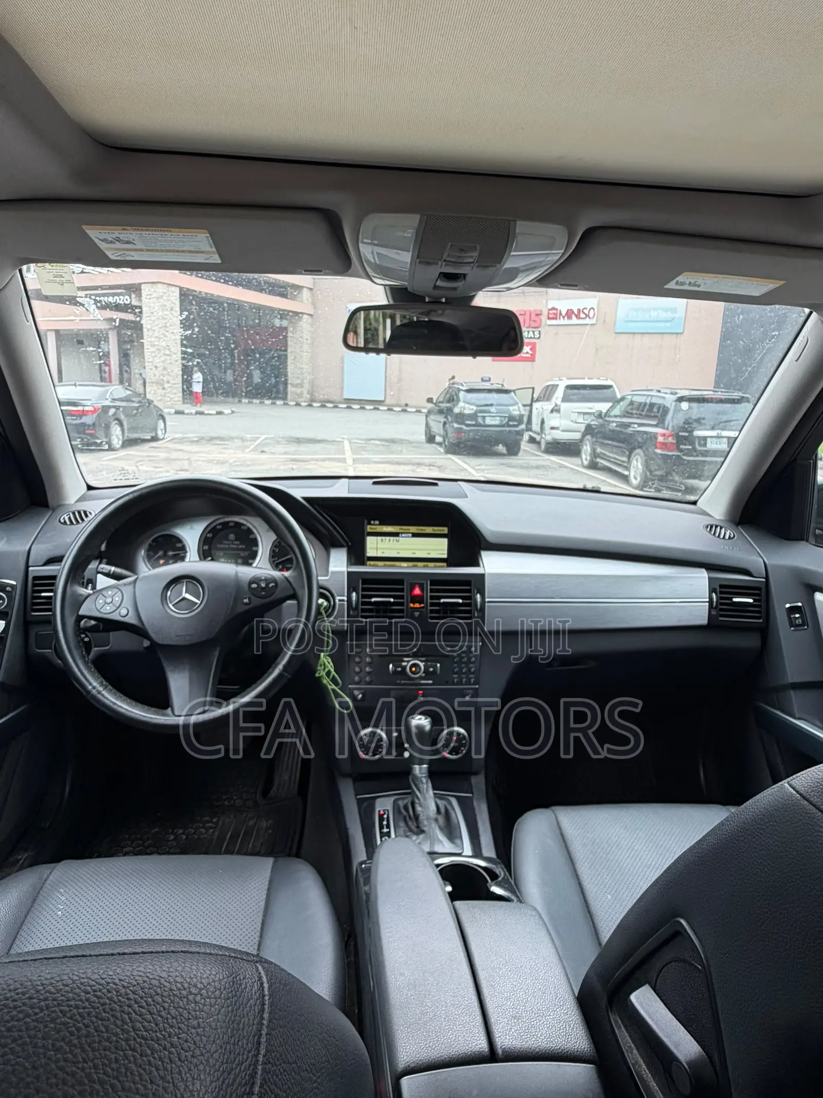 Mercedes-Benz GLK-Class 350 2010 Green