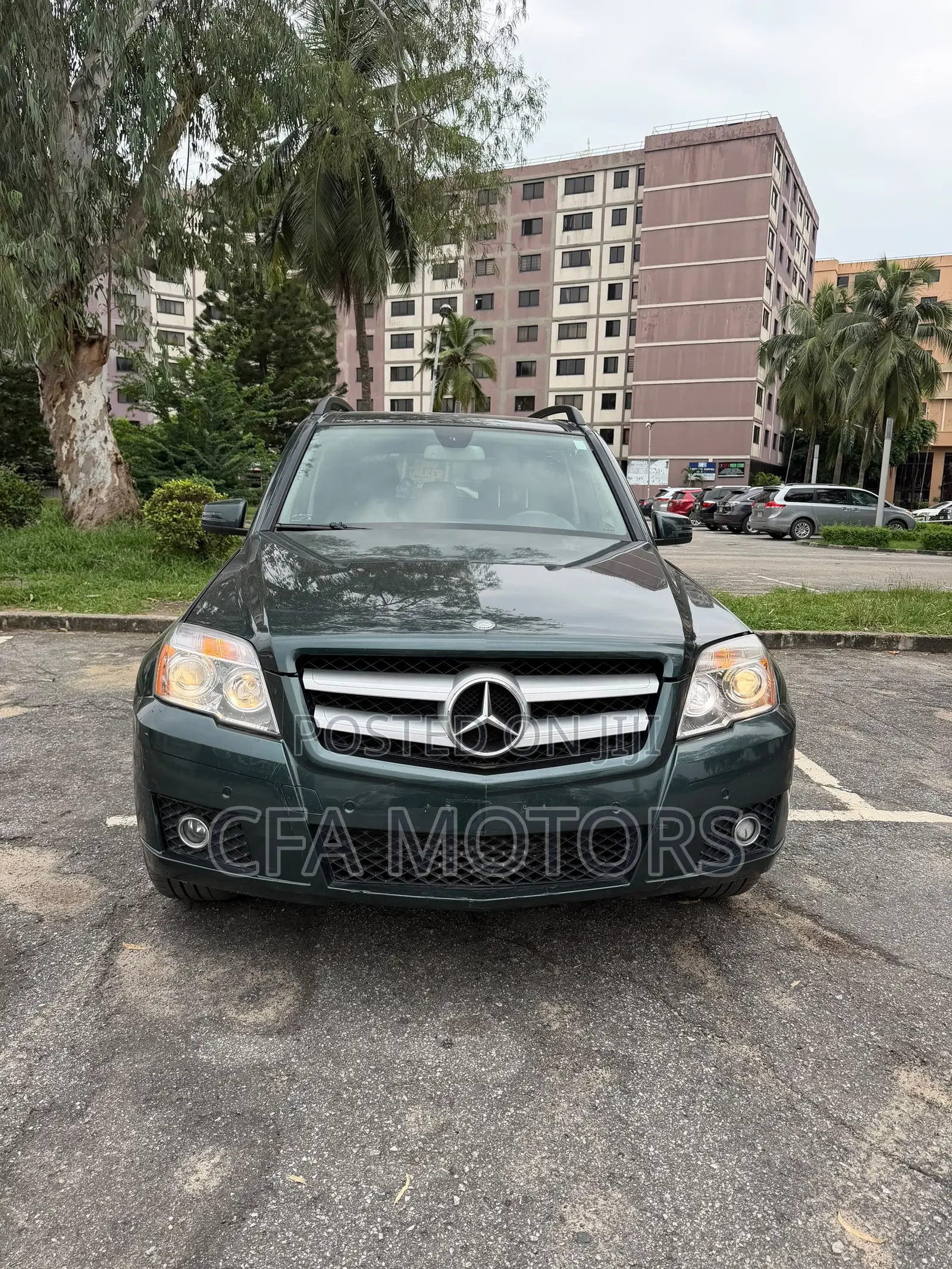 Mercedes-Benz GLK-Class 350 2010 Green