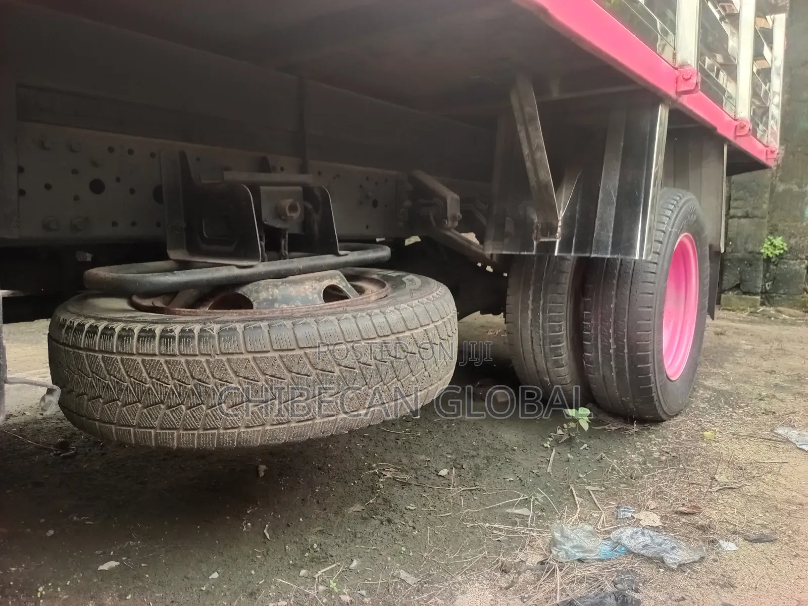 Mitsubishi Fuso Canter Pickup Truck 2005
