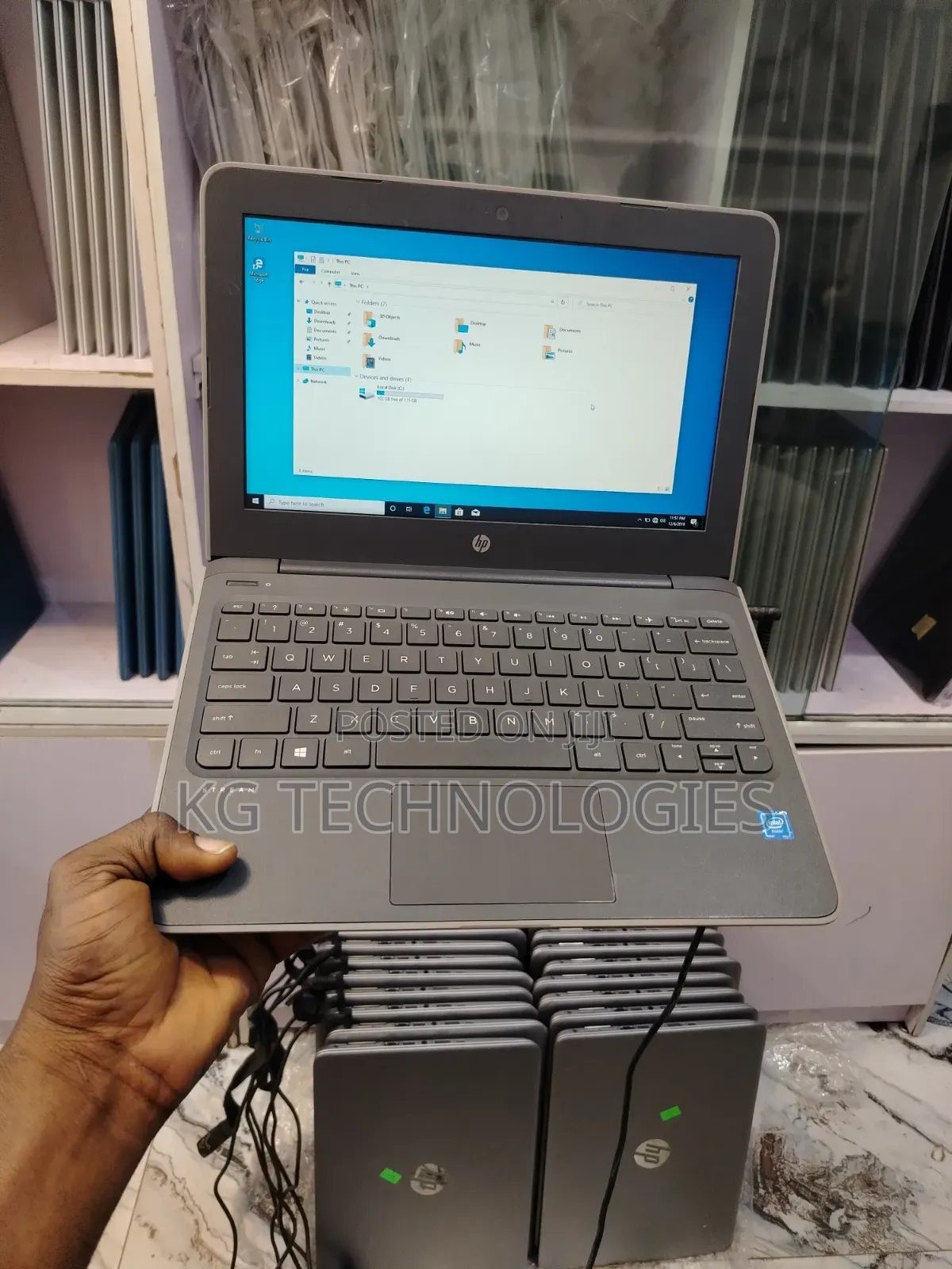 Laptop HP Stream 11 Pro G4 EE 4GB Intel Pentium SSD 128GB