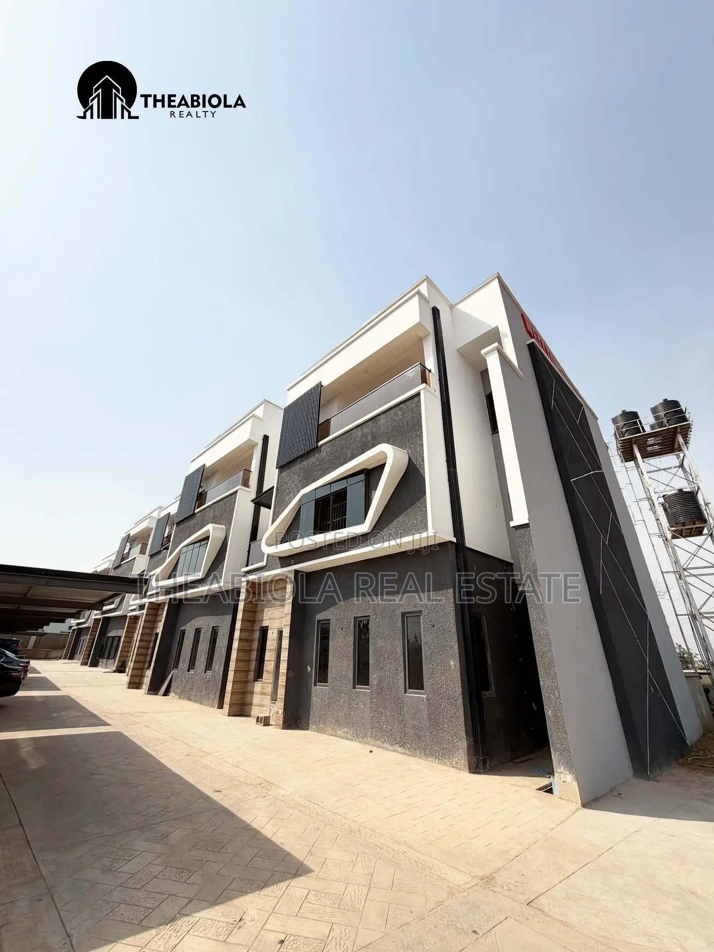 5bdrm Townhouse/Terrace in Apo Lokogoma Axis, for sale