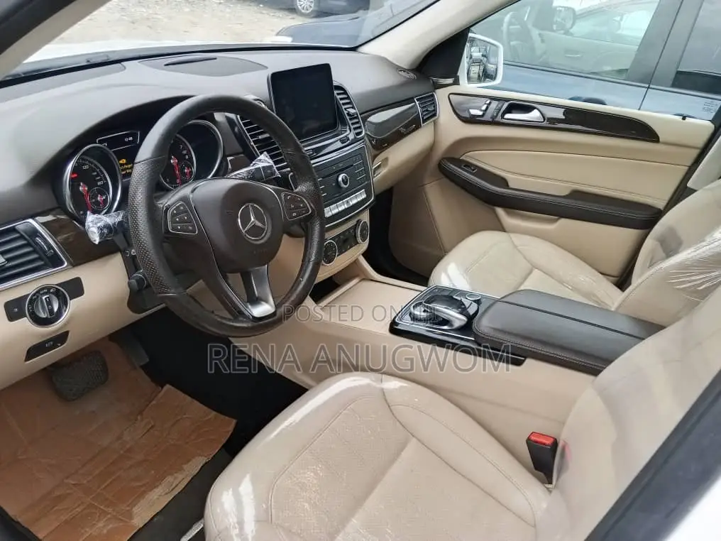 Mercedes-Benz GLE-Class 2018 White