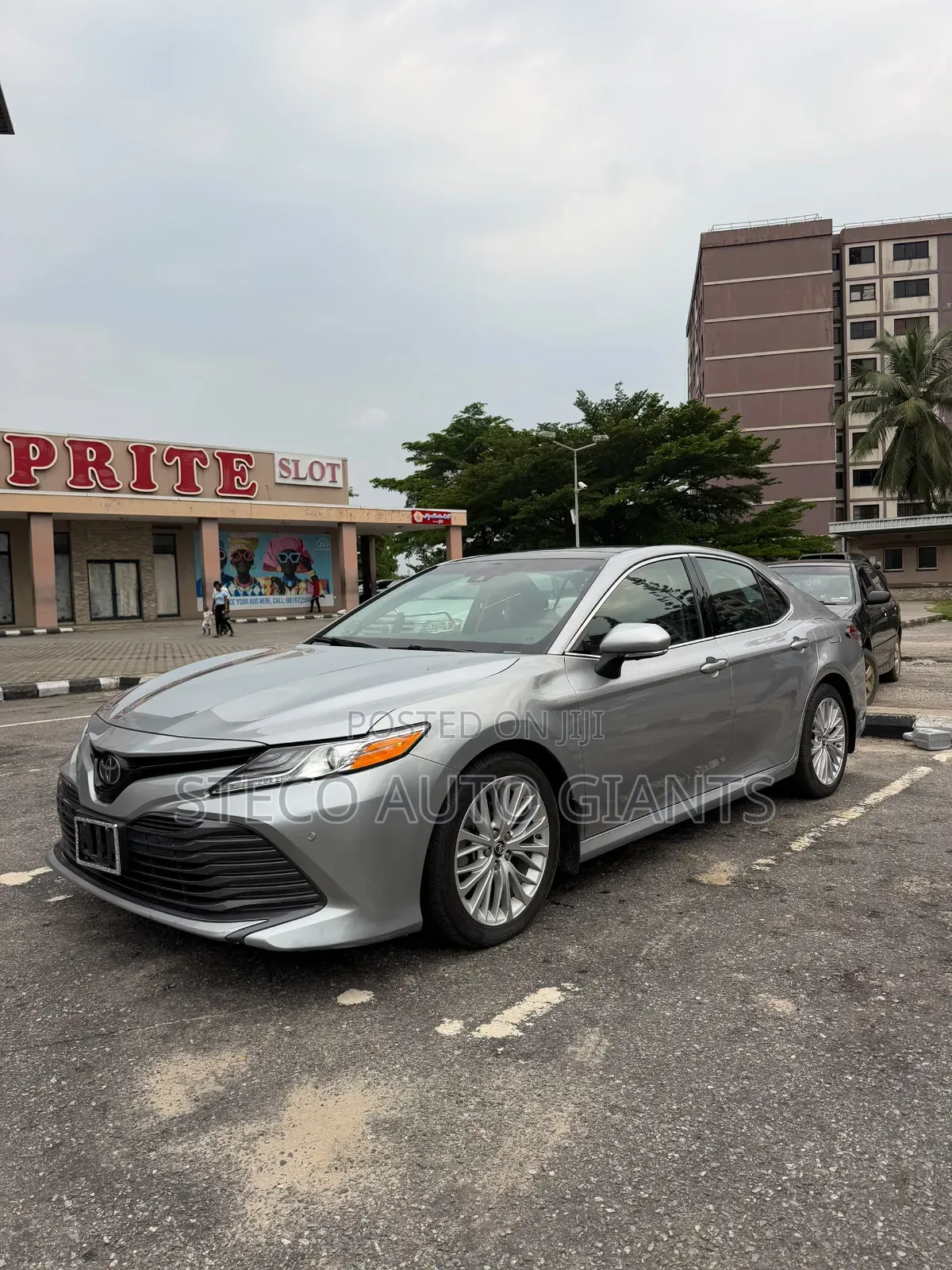 Toyota Camry 2019 Gray